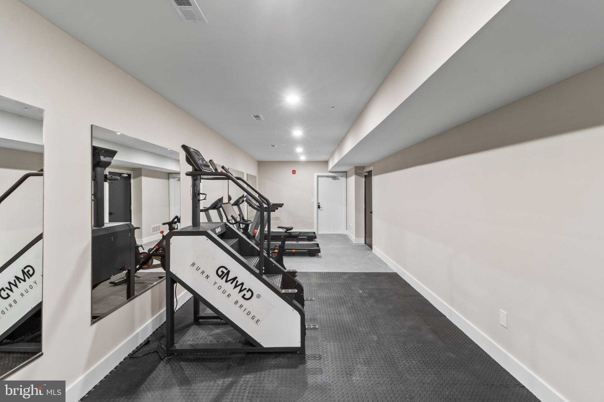 FISHTOWN - Residential Lease