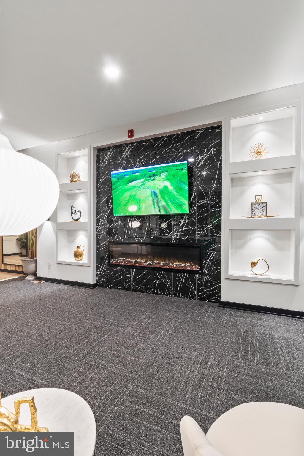 FISHTOWN - Residential Lease