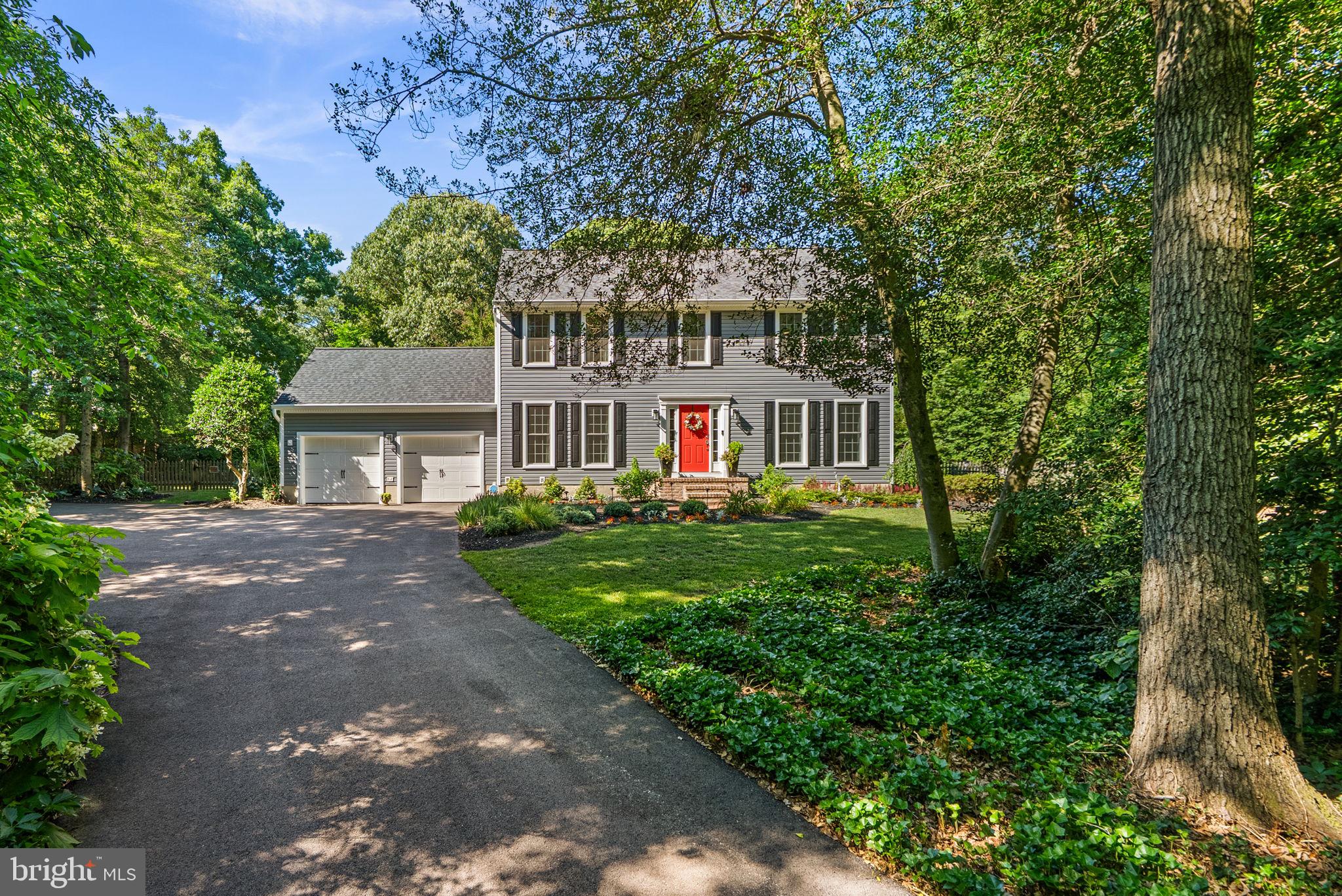 236 AMBLESIDE DRIVE