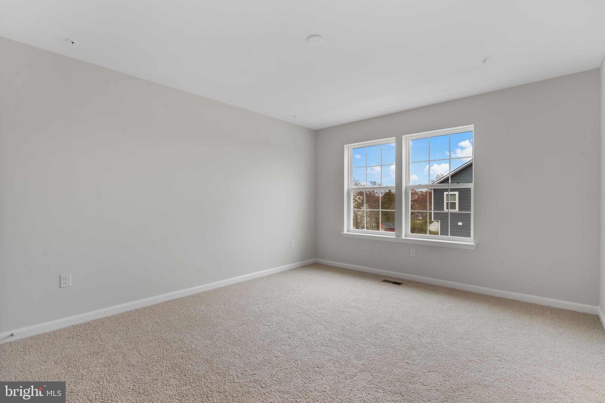 WOODYARD STATION - Residential Lease