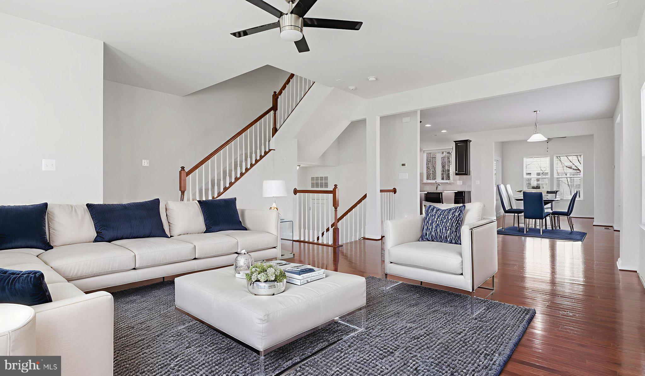 12690 LAKESIDE COURT