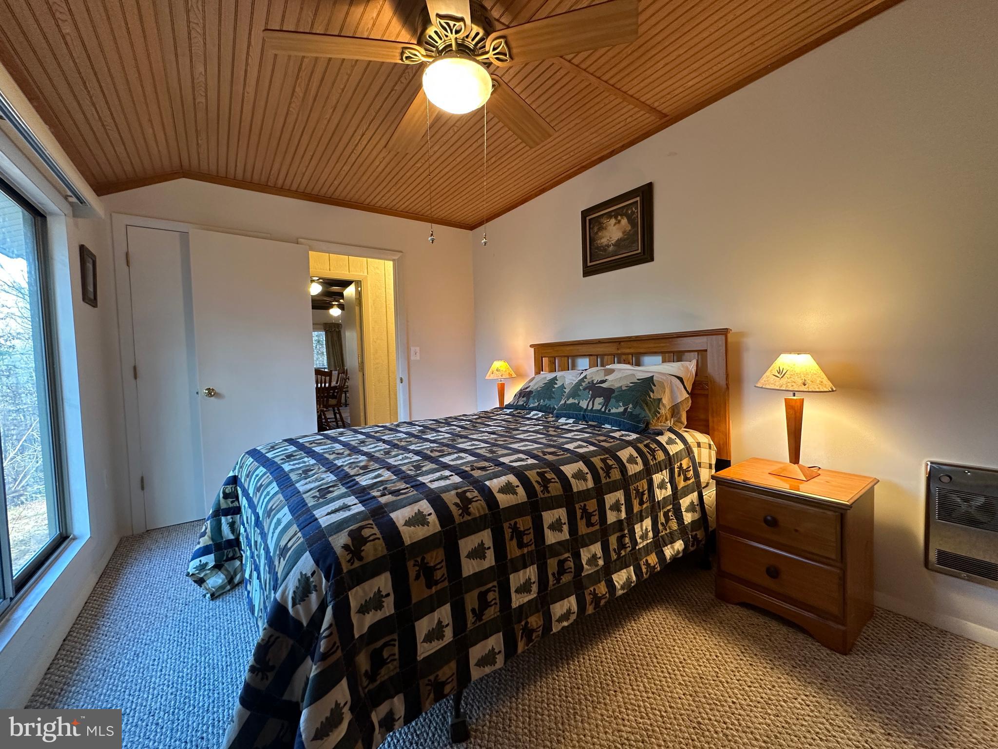 MOUNTAIN VIEW ESTATES - Residential