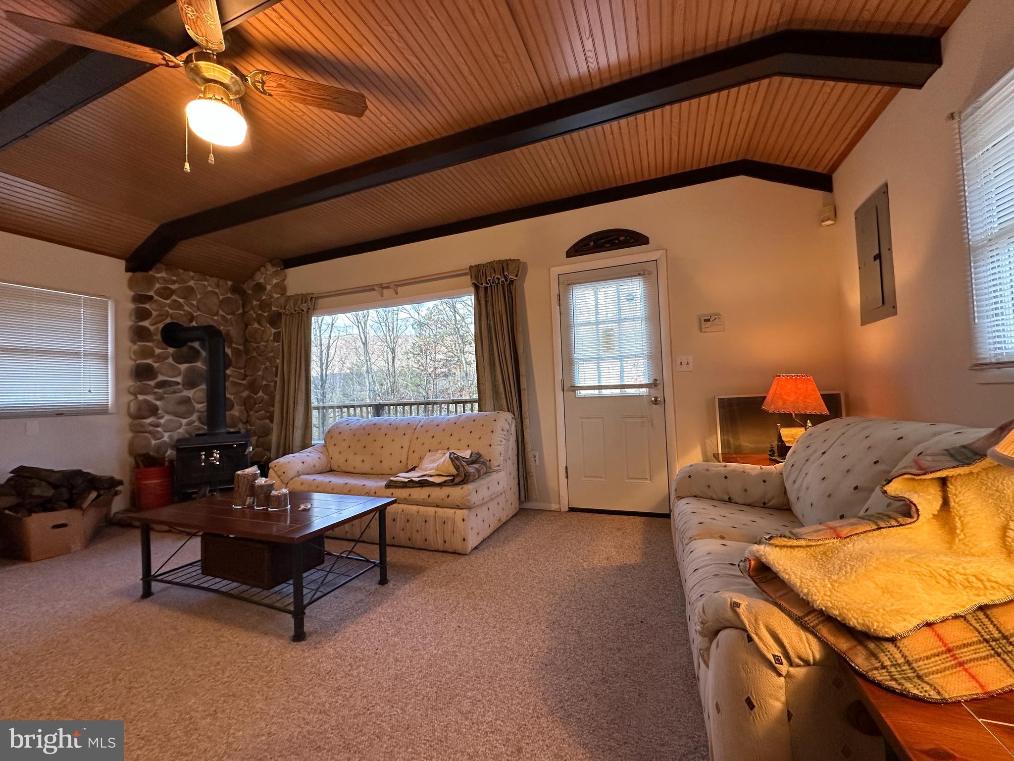 MOUNTAIN VIEW ESTATES - Residential