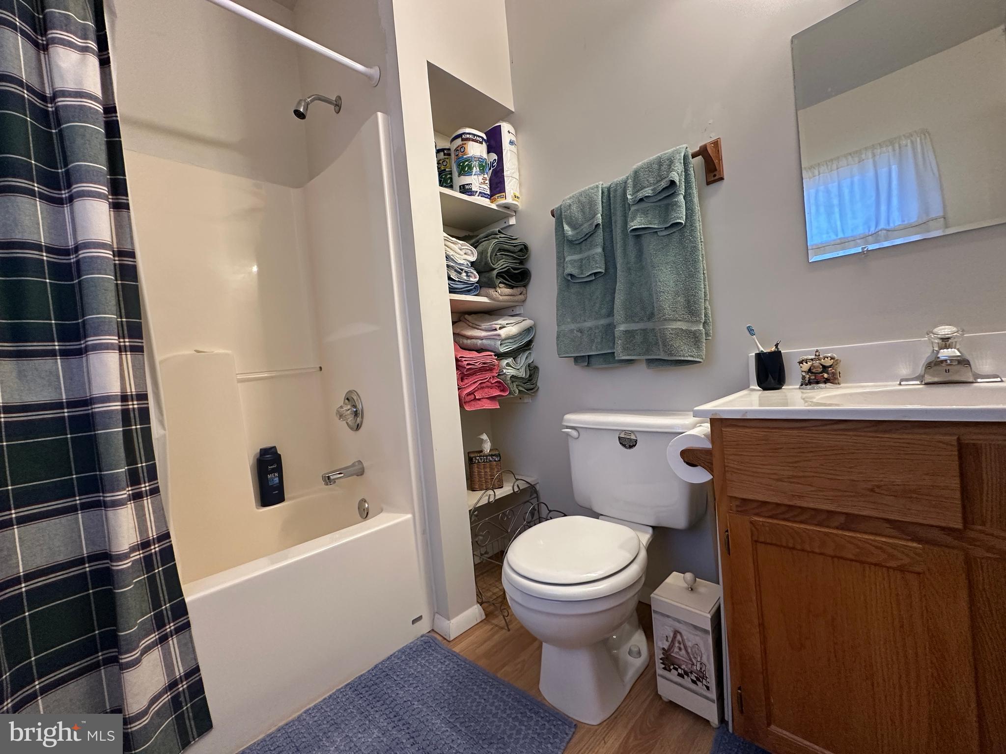 MOUNTAIN VIEW ESTATES - Residential