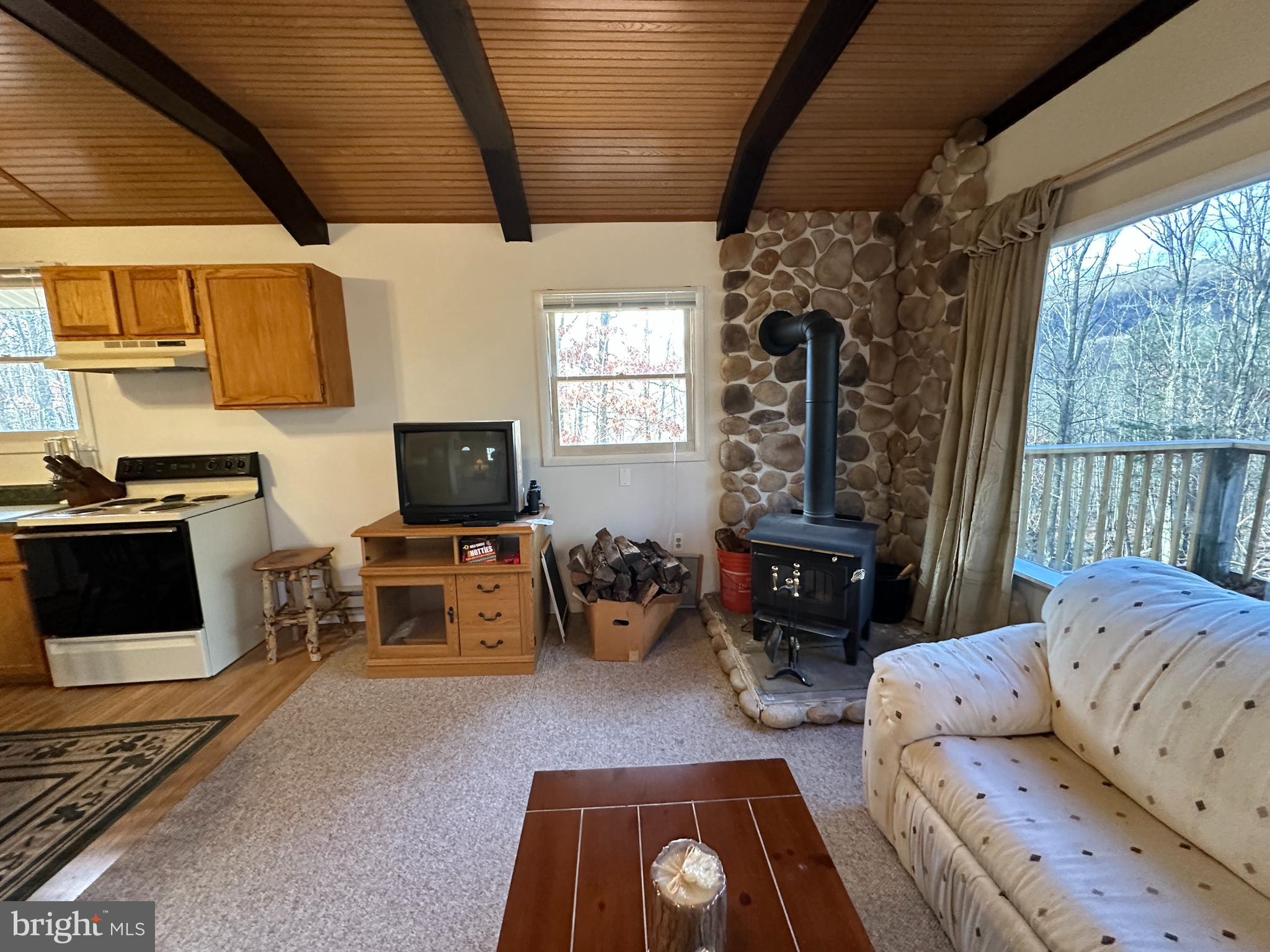 MOUNTAIN VIEW ESTATES - Residential