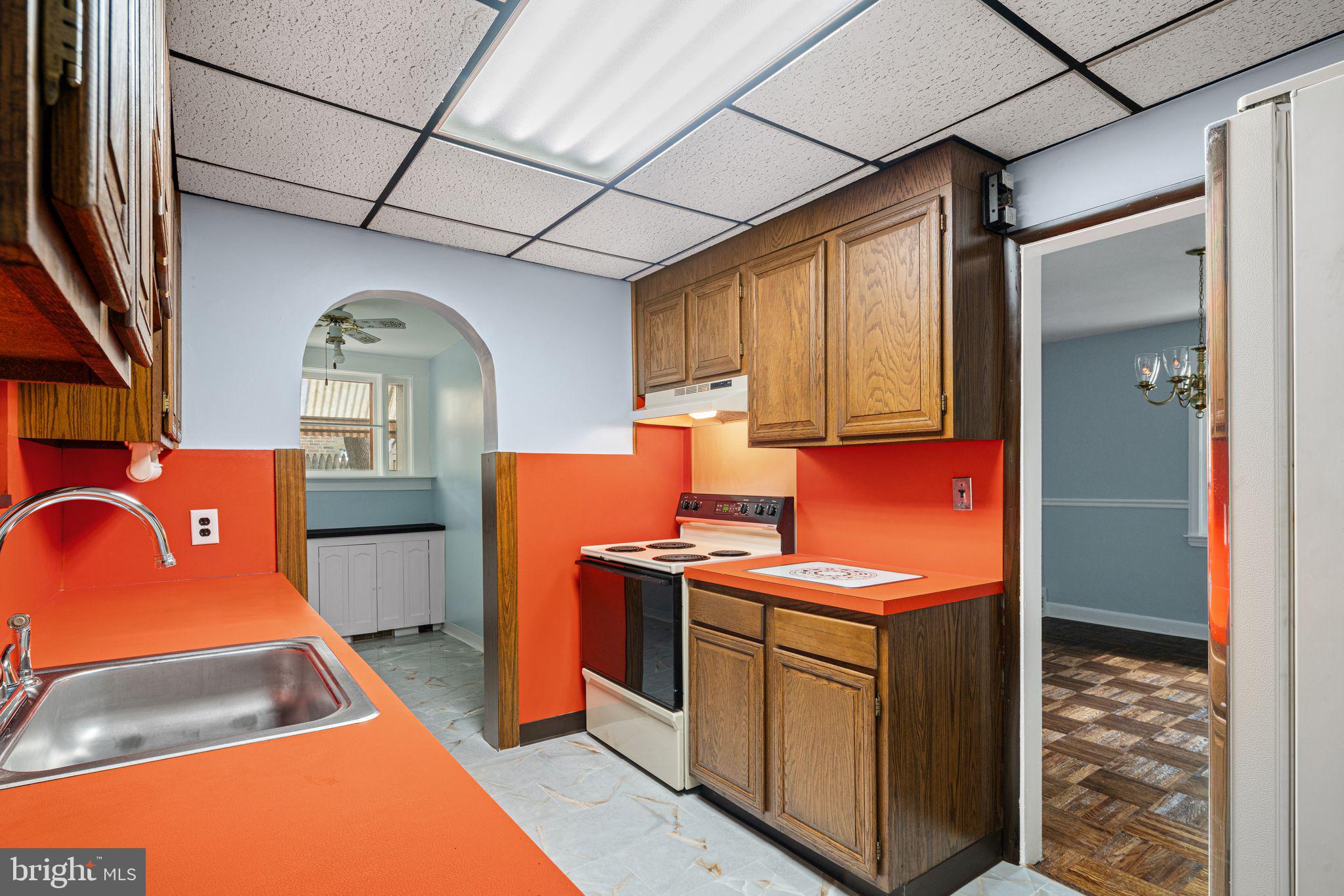 SPRING OAK ESTS - Residential