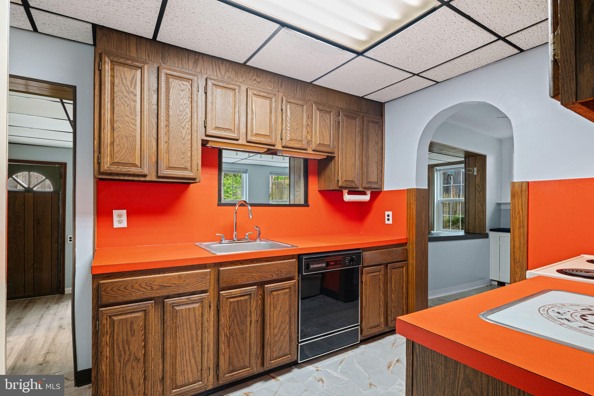 SPRING OAK ESTS - Residential