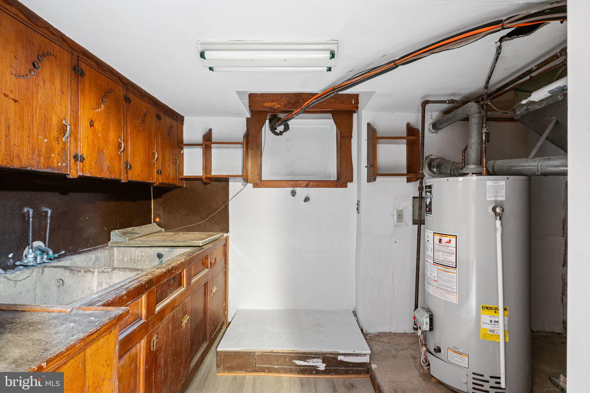 SPRING OAK ESTS - Residential