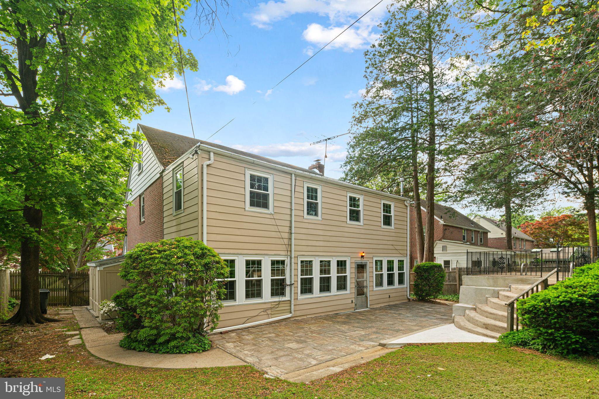 SPRING OAK ESTS - Residential