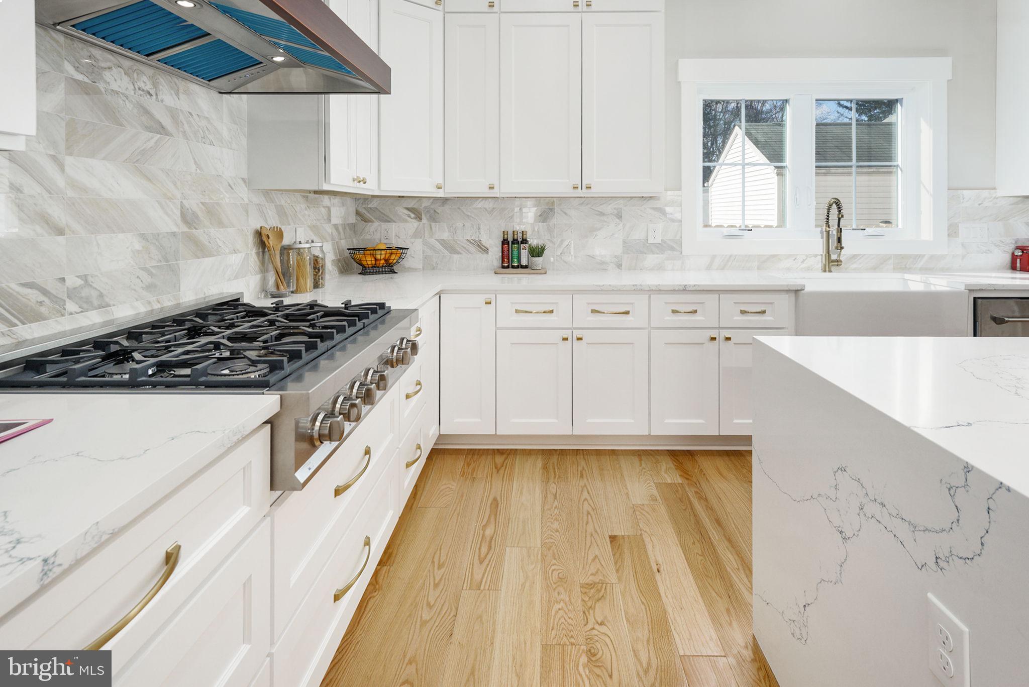 ANNALEE HEIGHTS - Residential