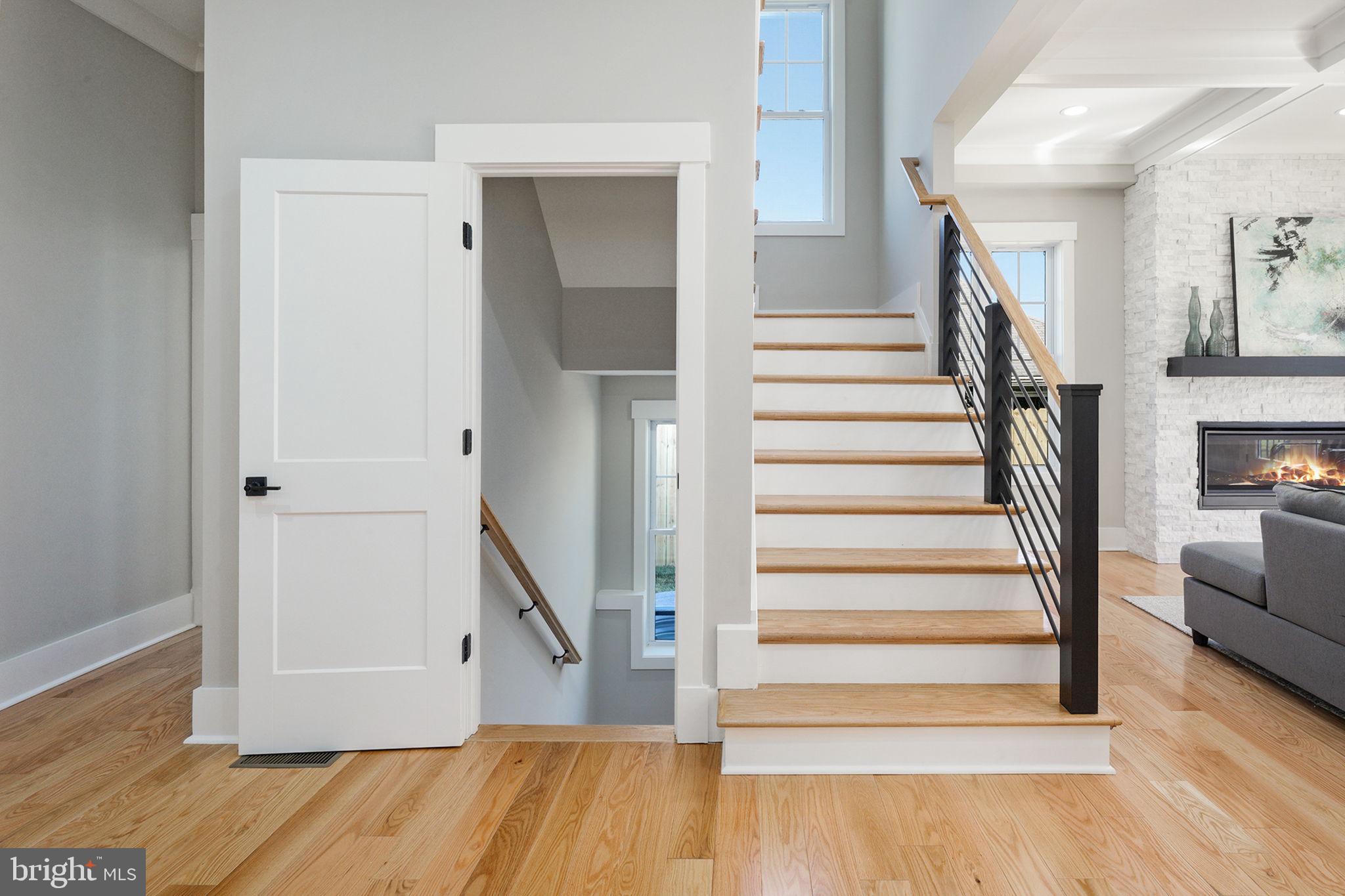 ANNALEE HEIGHTS - Residential