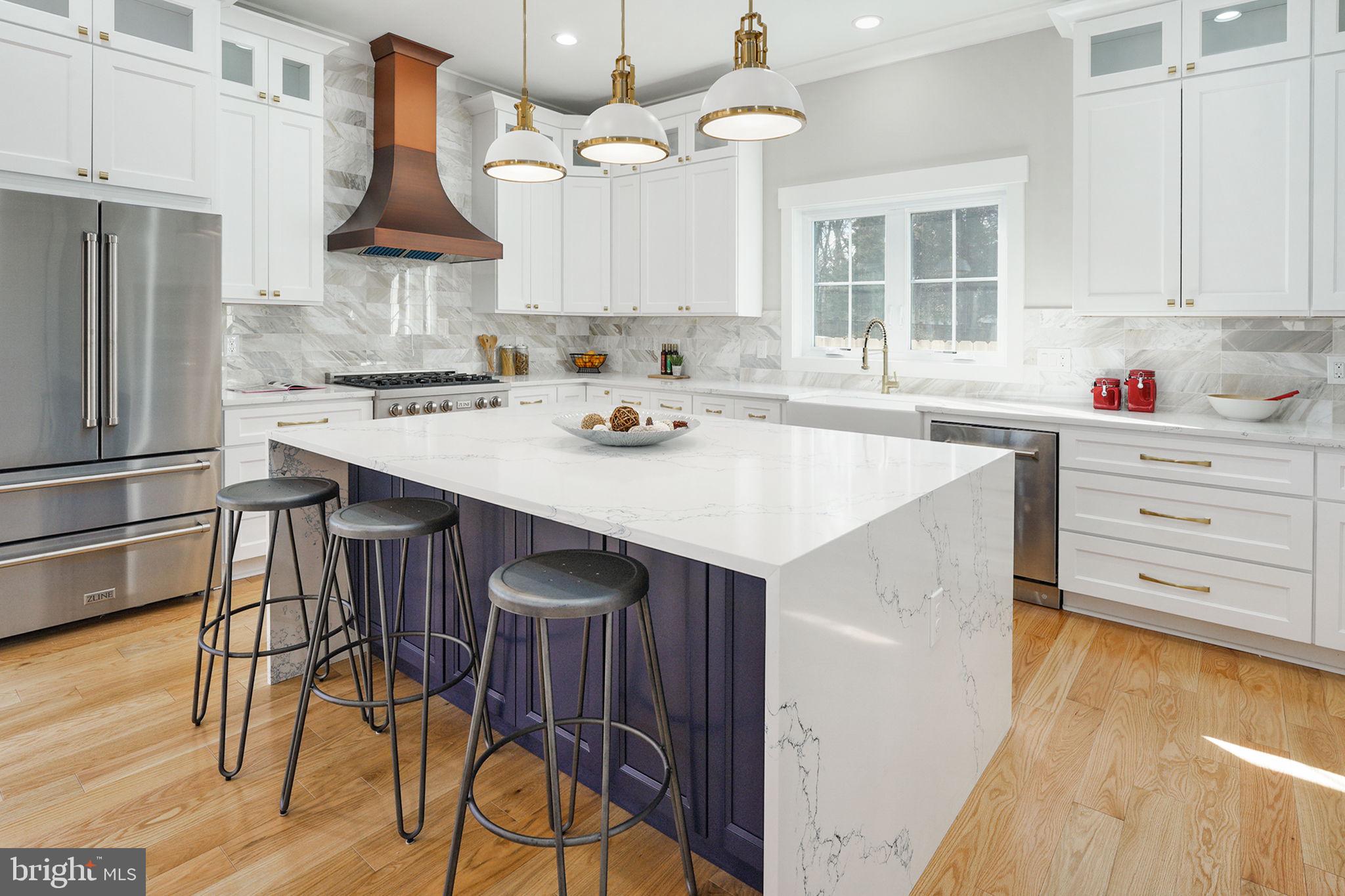 ANNALEE HEIGHTS - Residential