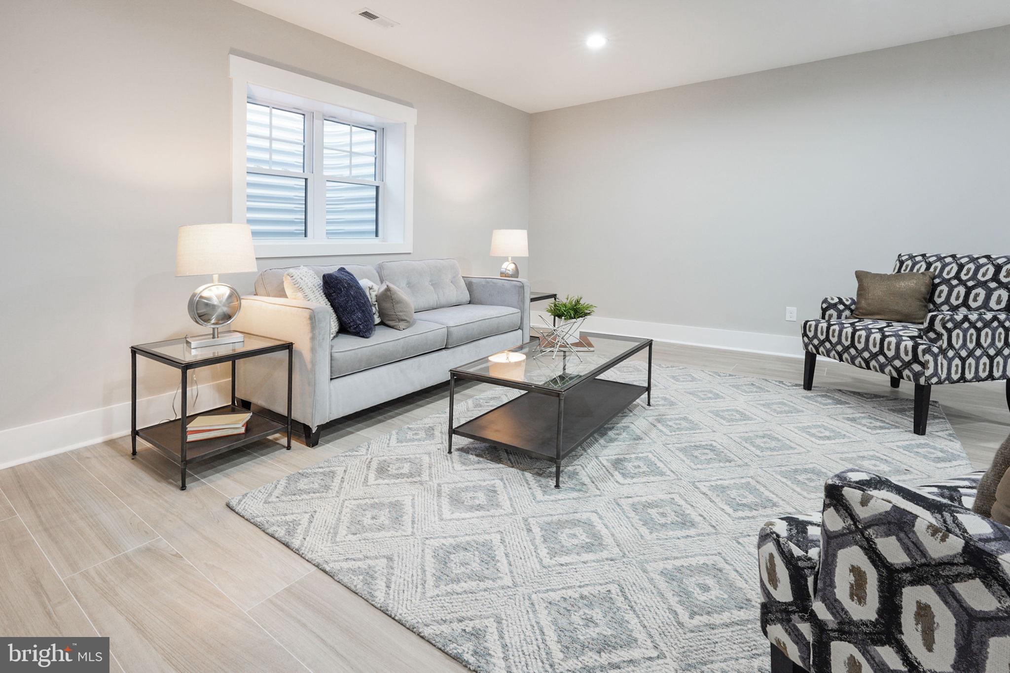 ANNALEE HEIGHTS - Residential