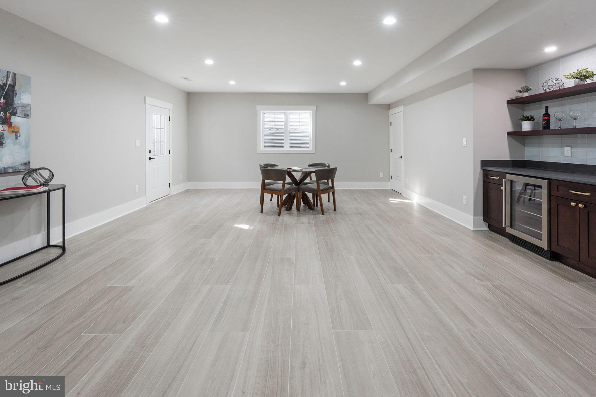 ANNALEE HEIGHTS - Residential