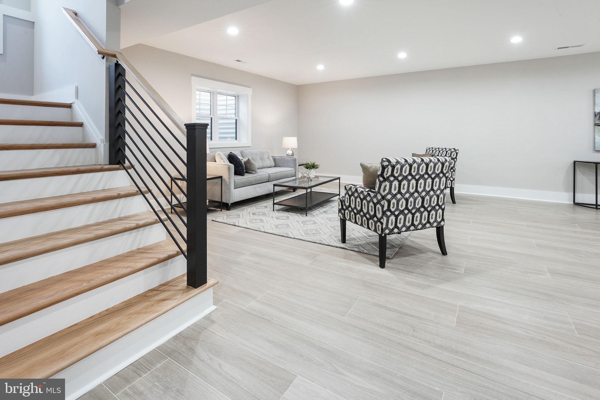 ANNALEE HEIGHTS - Residential