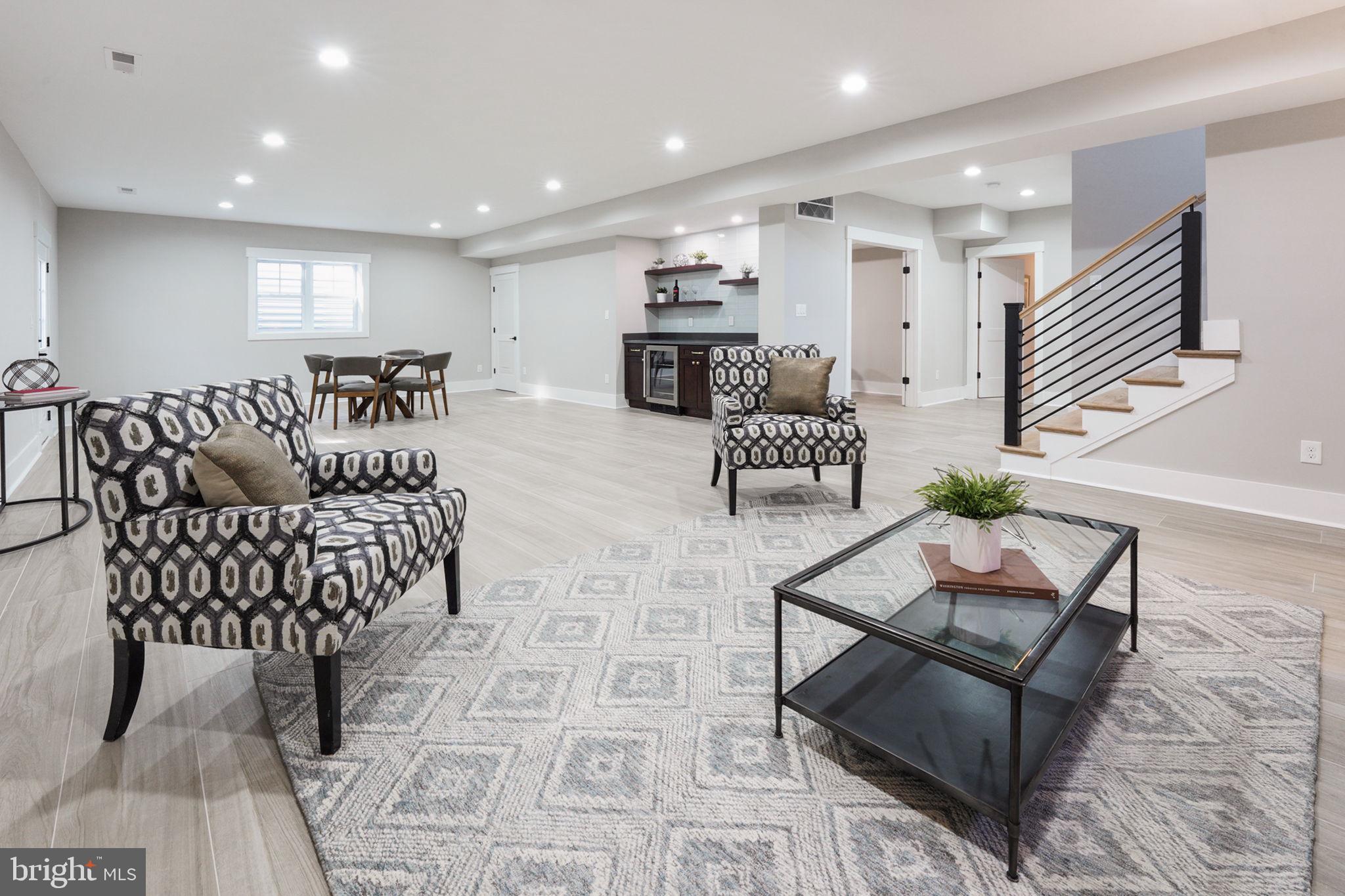 ANNALEE HEIGHTS - Residential