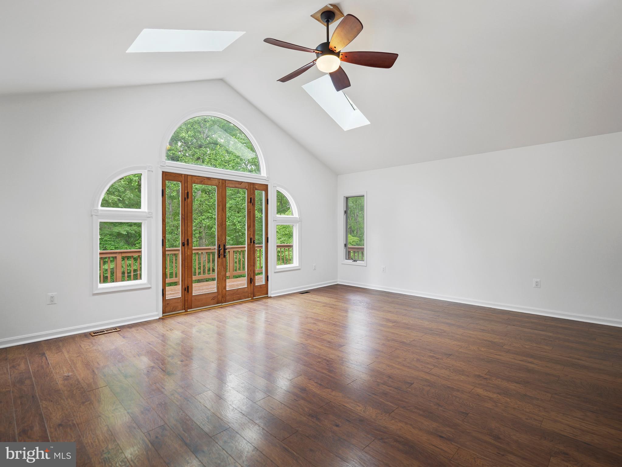 SHANNONDALE - Residential