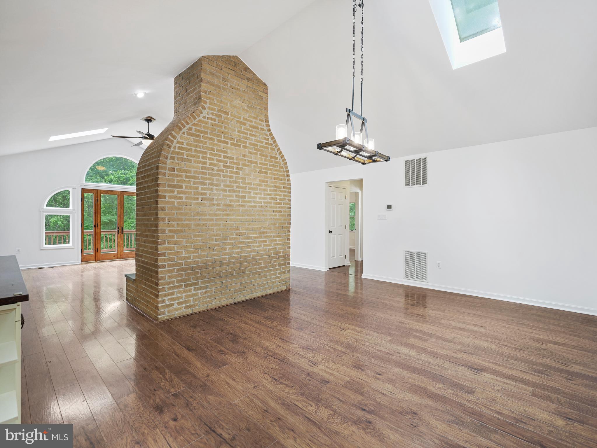 SHANNONDALE - Residential