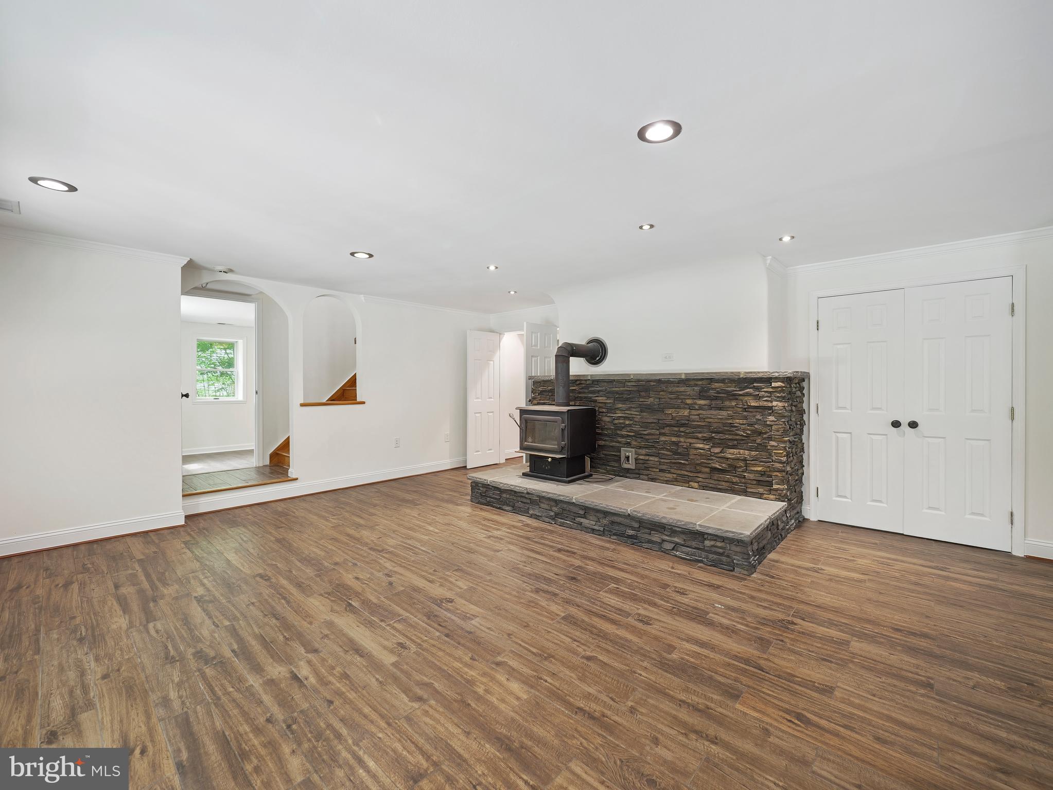 SHANNONDALE - Residential