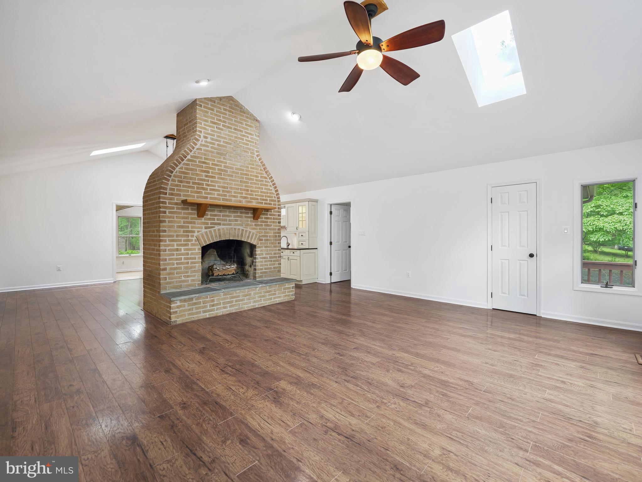 SHANNONDALE - Residential