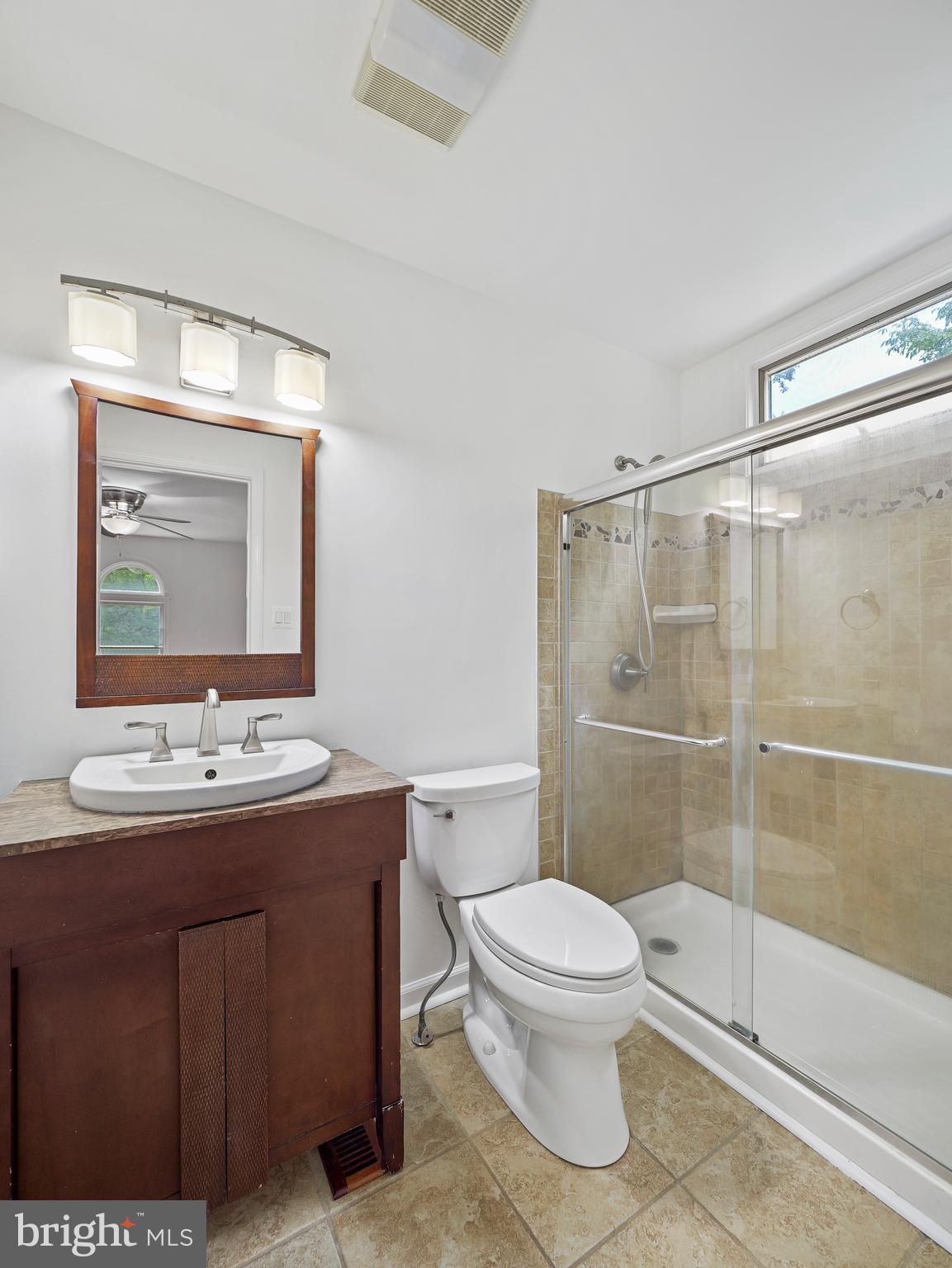 SHANNONDALE - Residential