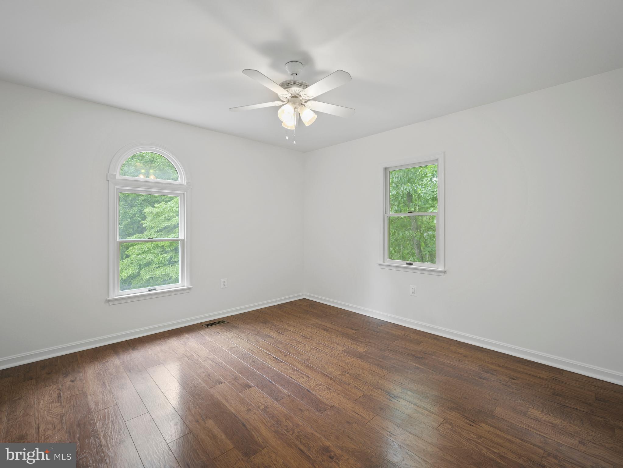 SHANNONDALE - Residential