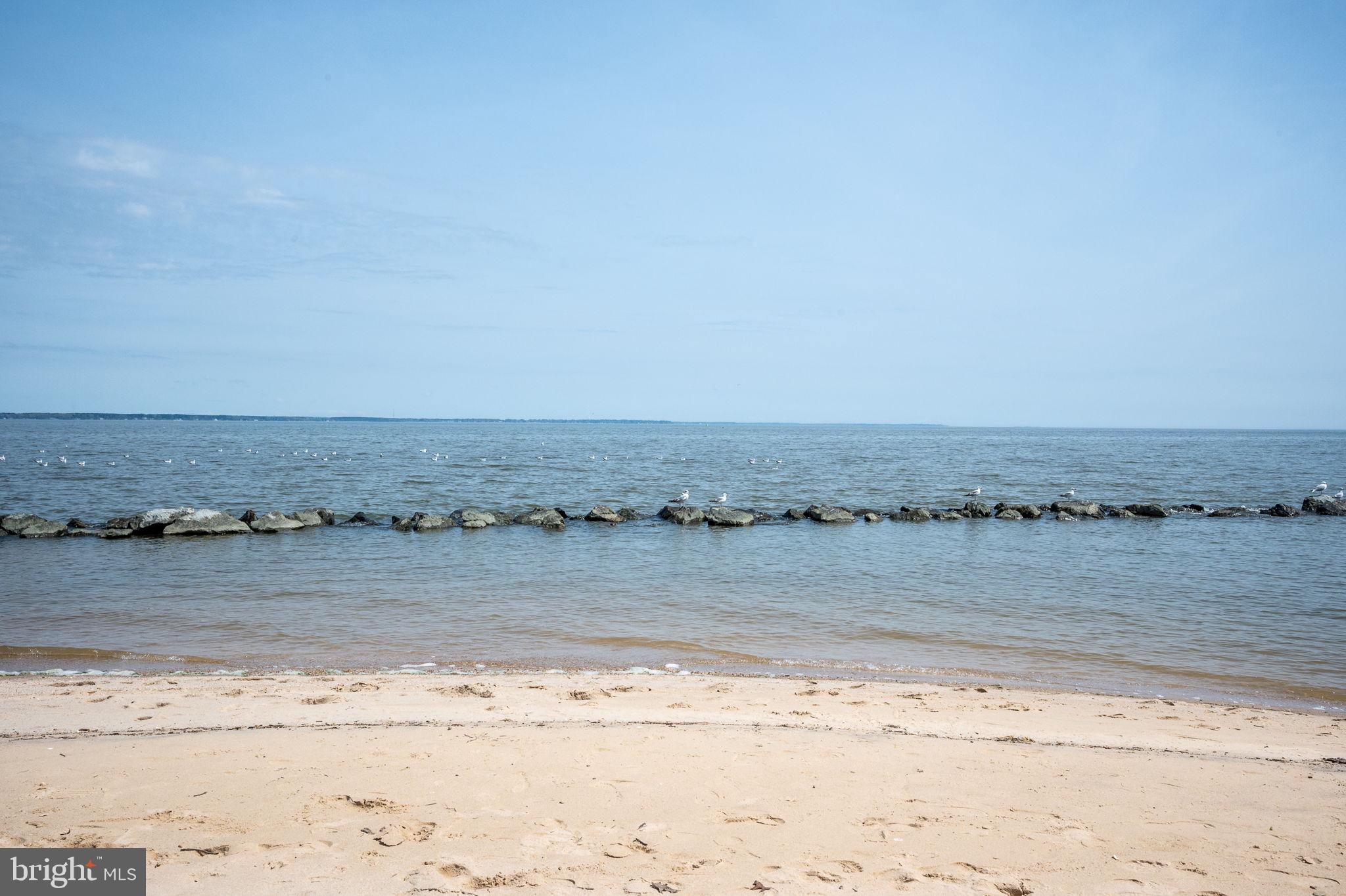 COLONIAL BEACH - Residential