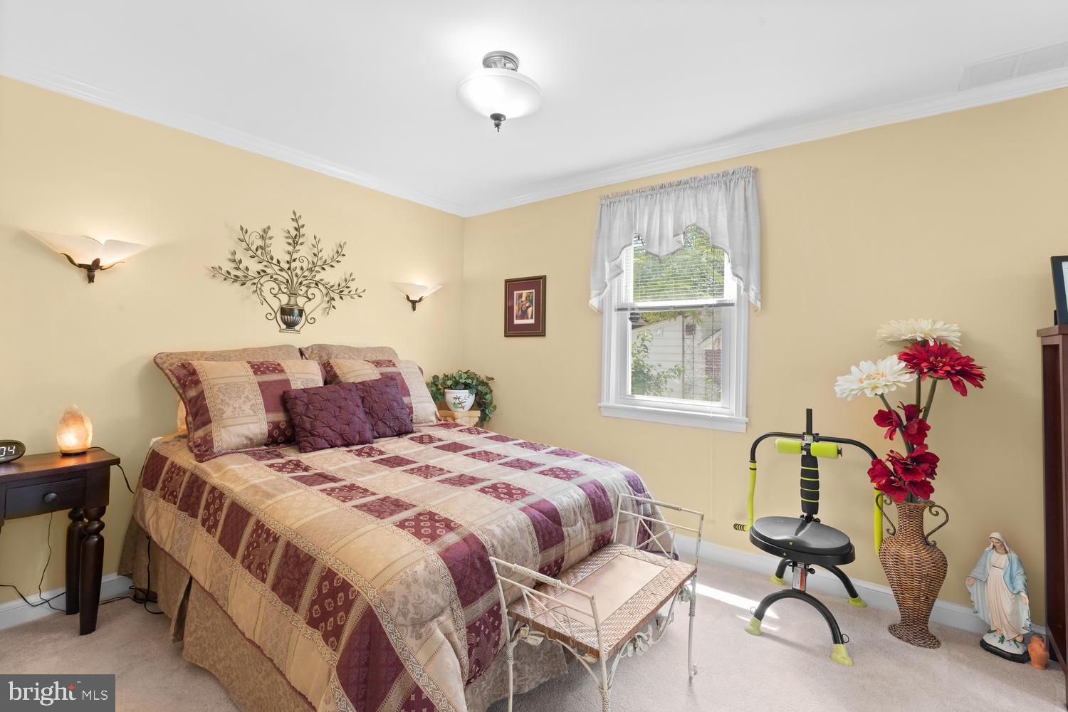 WHEATON HILLS - Residential