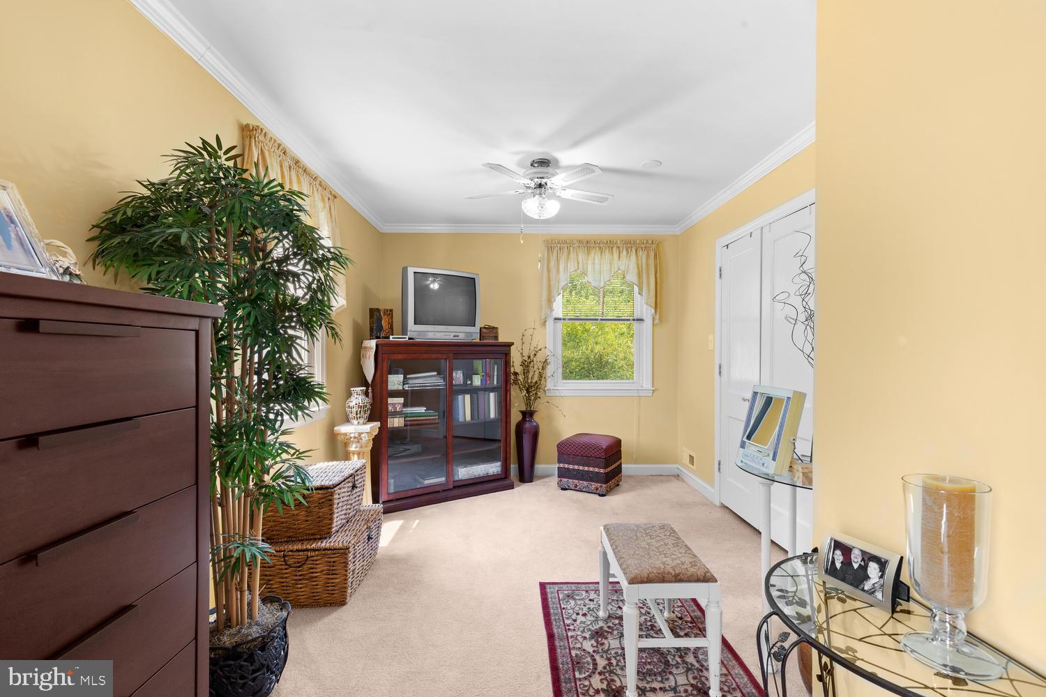 WHEATON HILLS - Residential