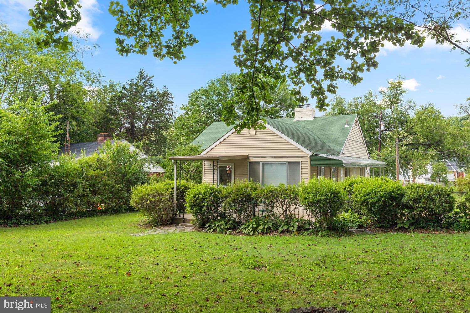 WHEATON HILLS - Residential