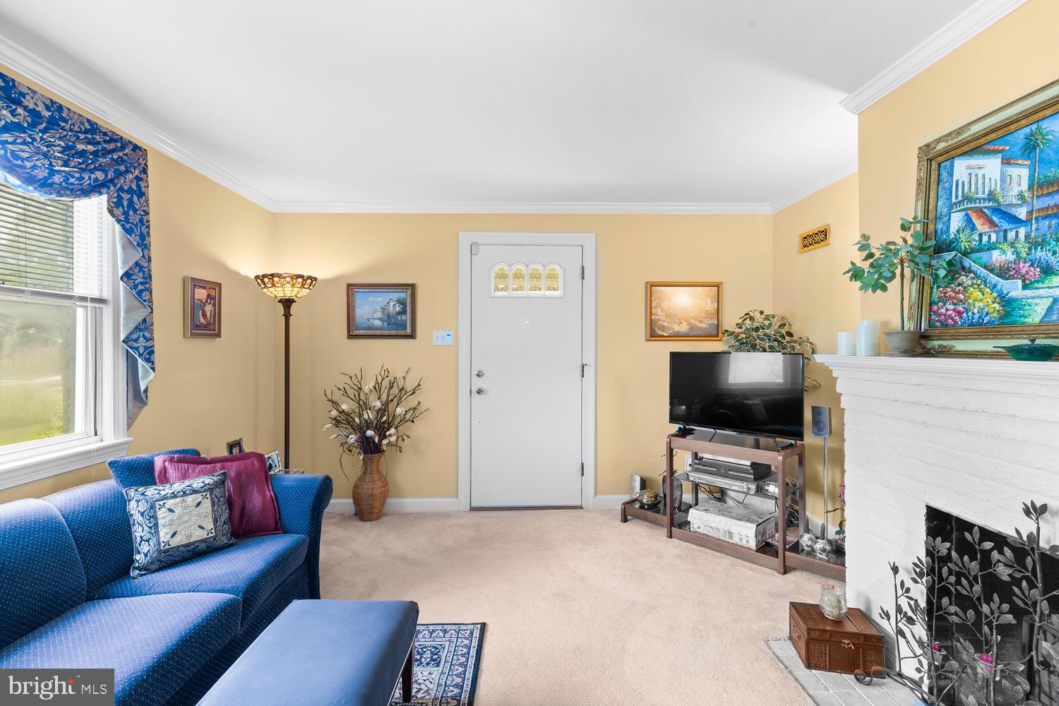 WHEATON HILLS - Residential