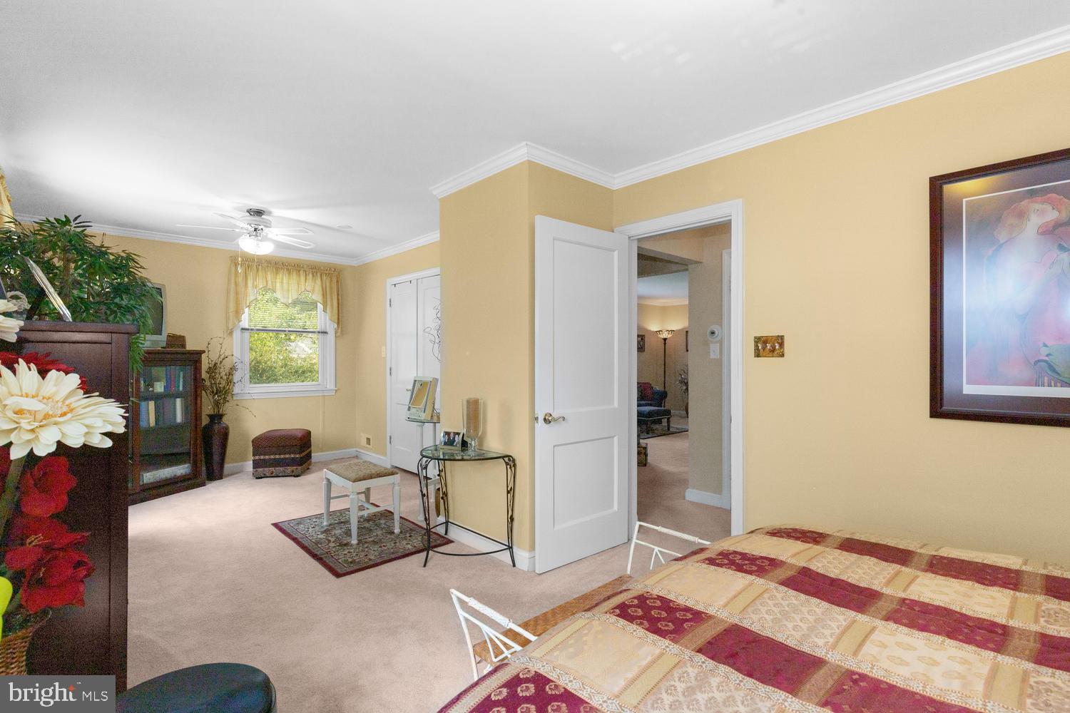 WHEATON HILLS - Residential