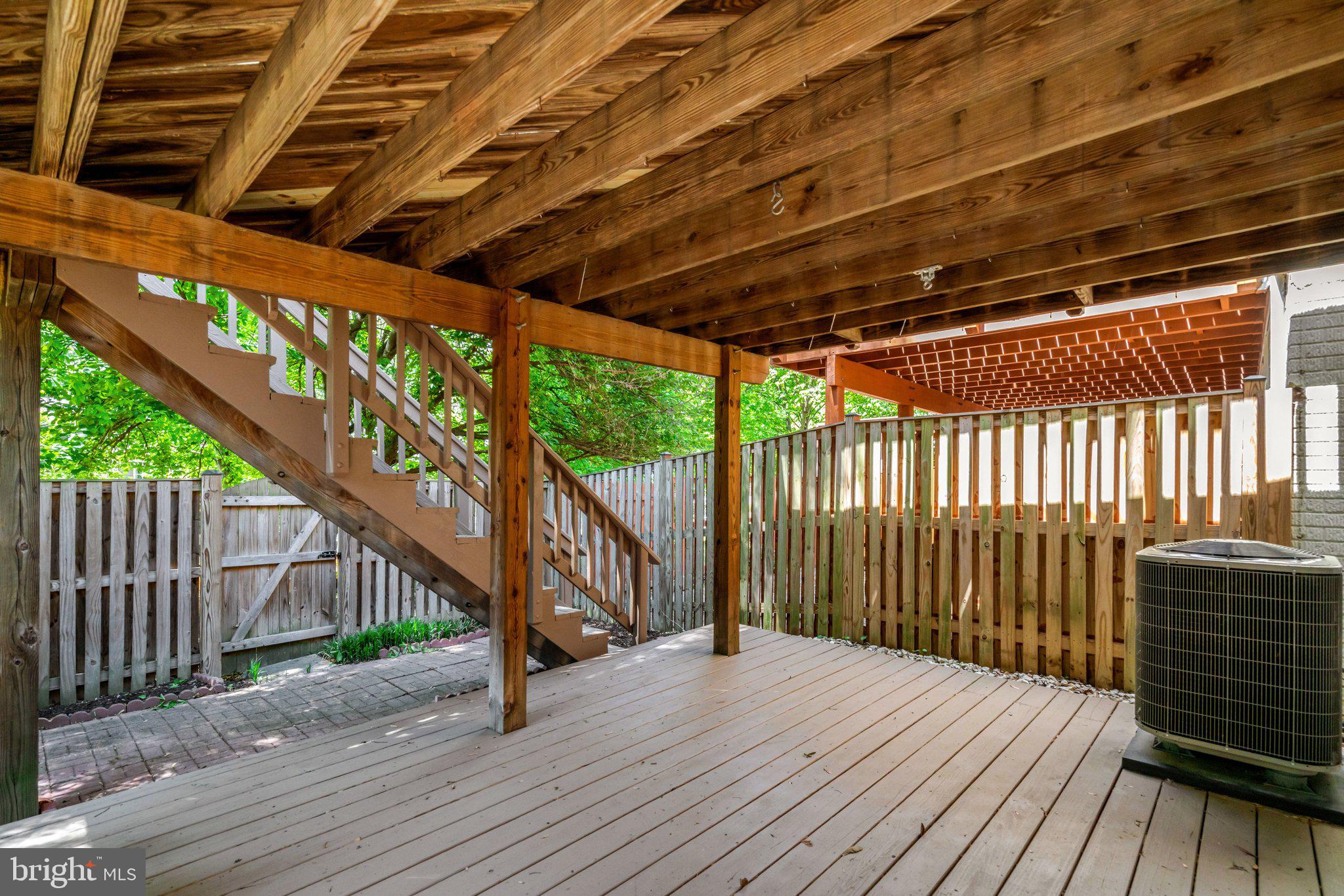 POHICK VILLAGE - Residential
