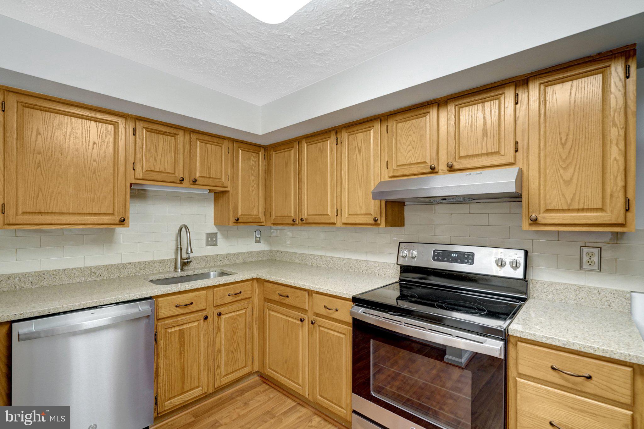 POHICK VILLAGE - Residential
