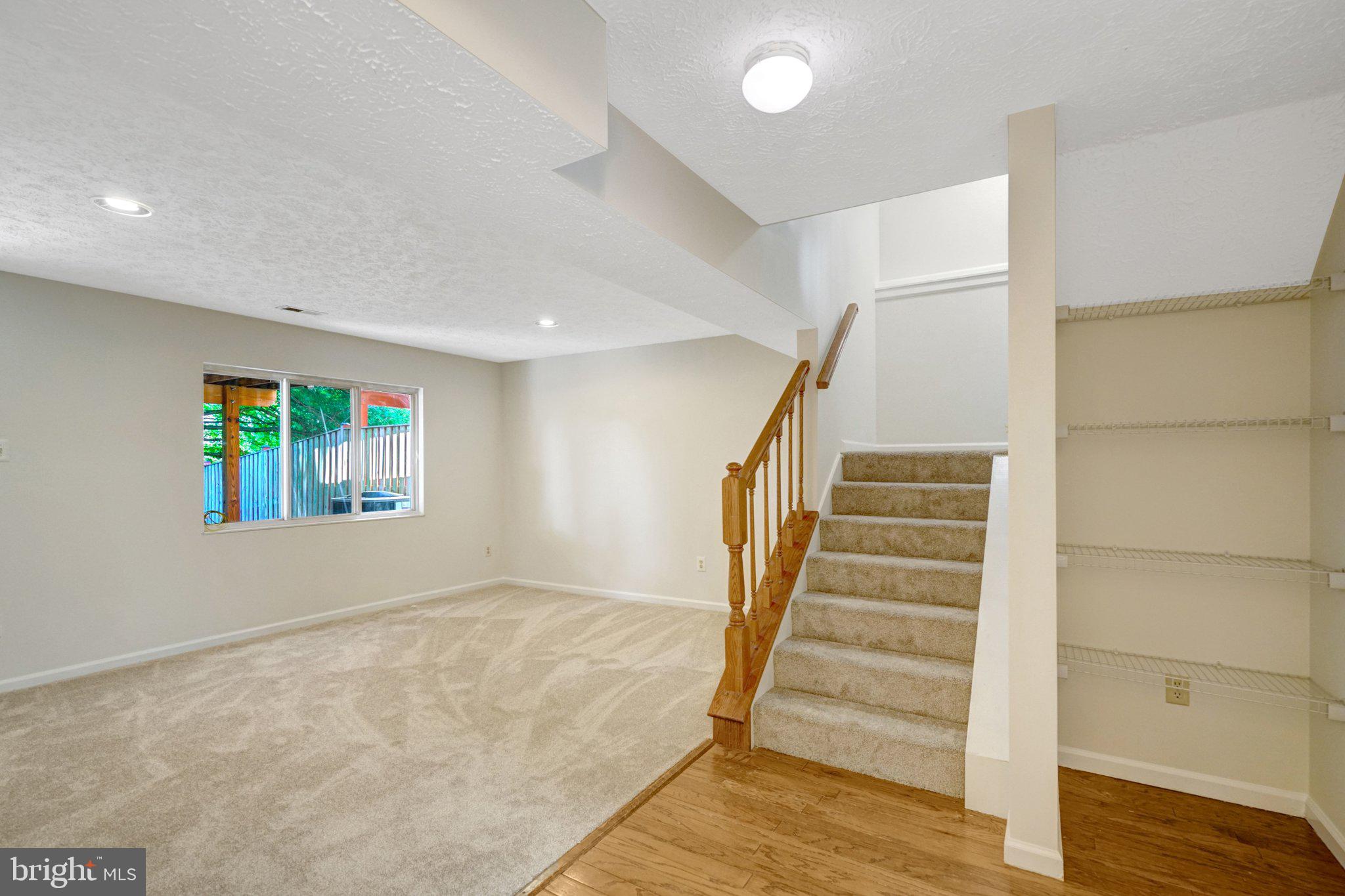 POHICK VILLAGE - Residential
