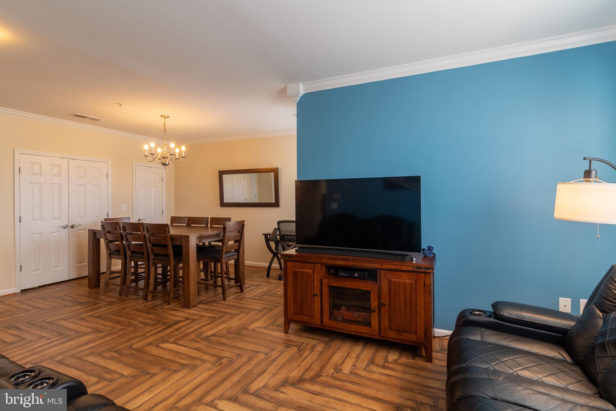 NORBECK CROSSING - Residential