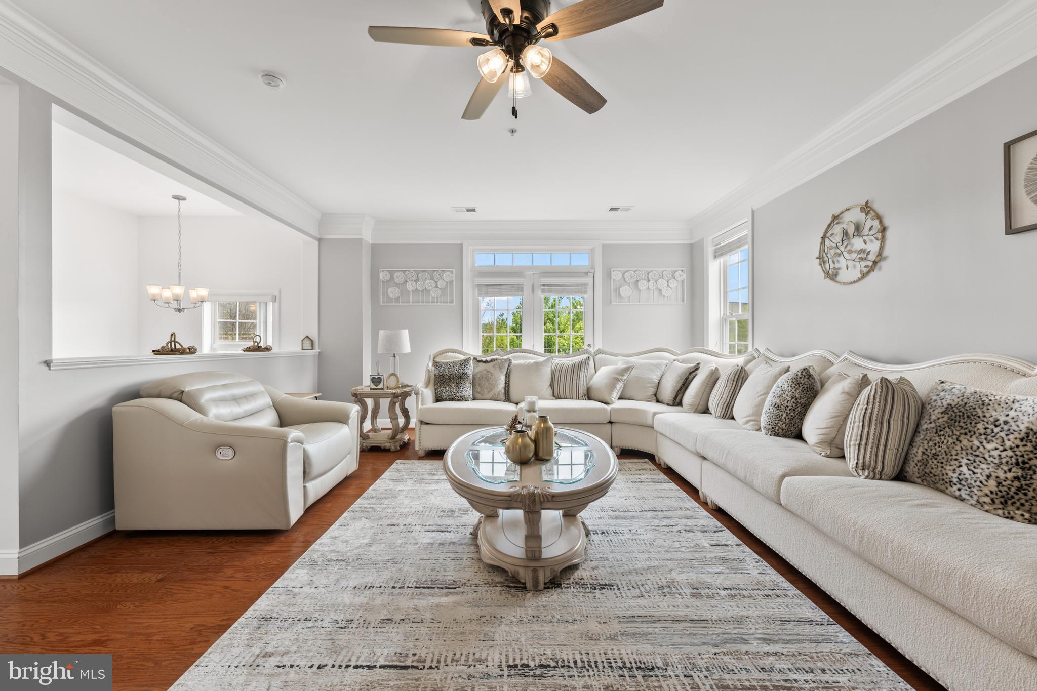 2111 ABBOTTSBURY WAY