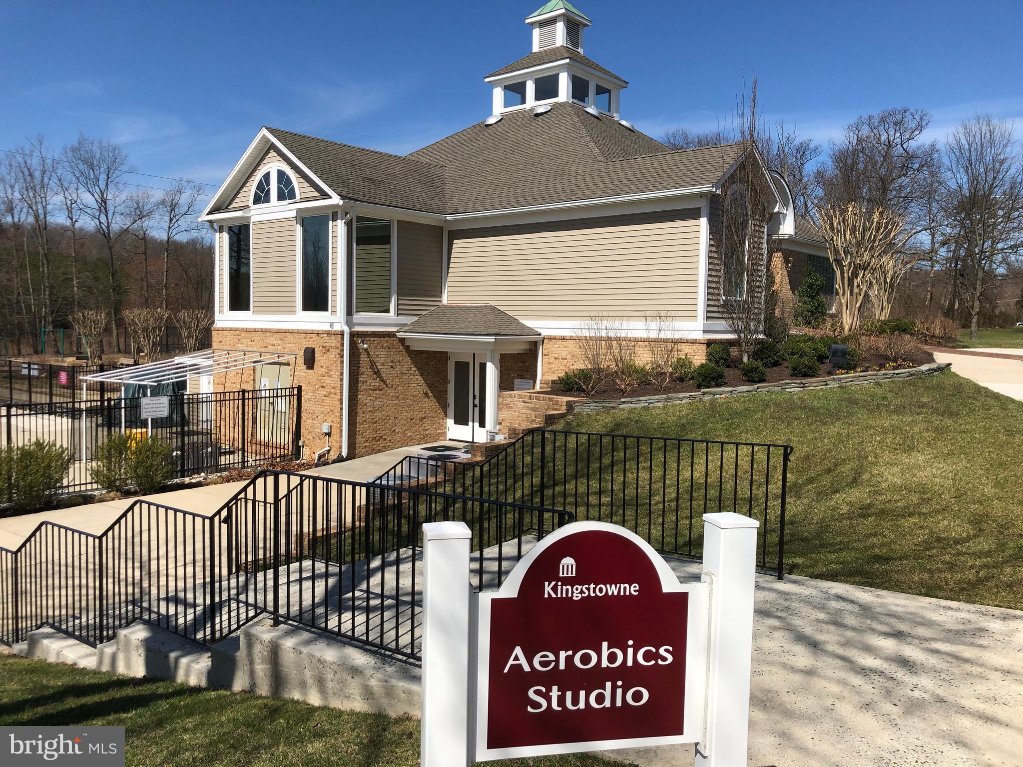 ETON SQUARE - Residential