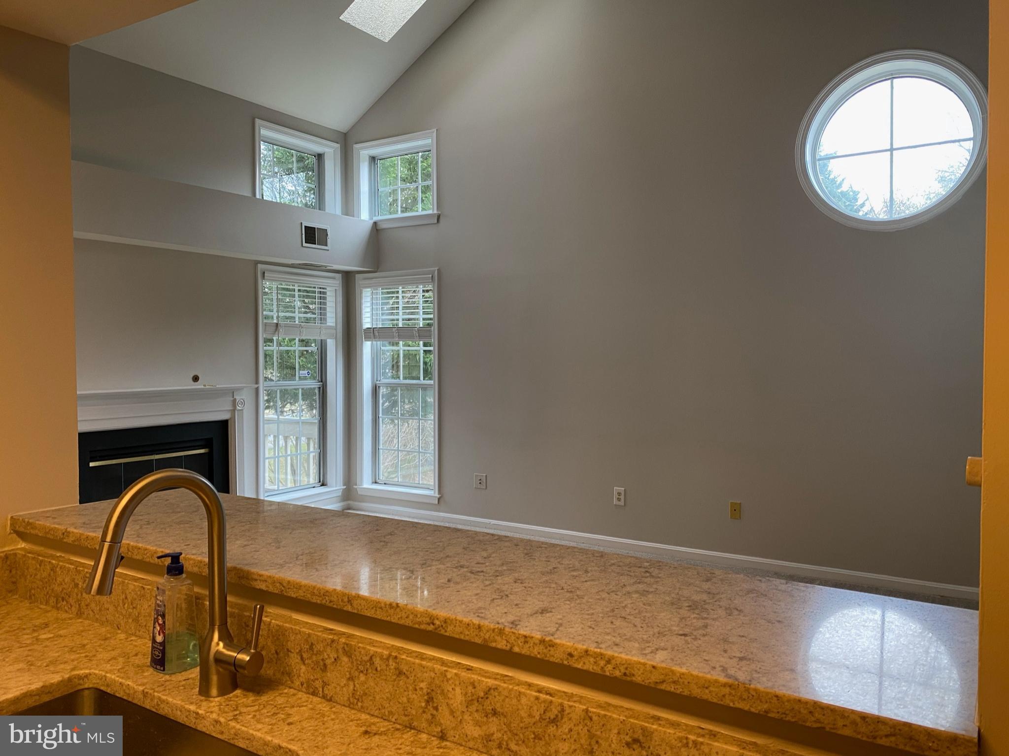 ETON SQUARE - Residential