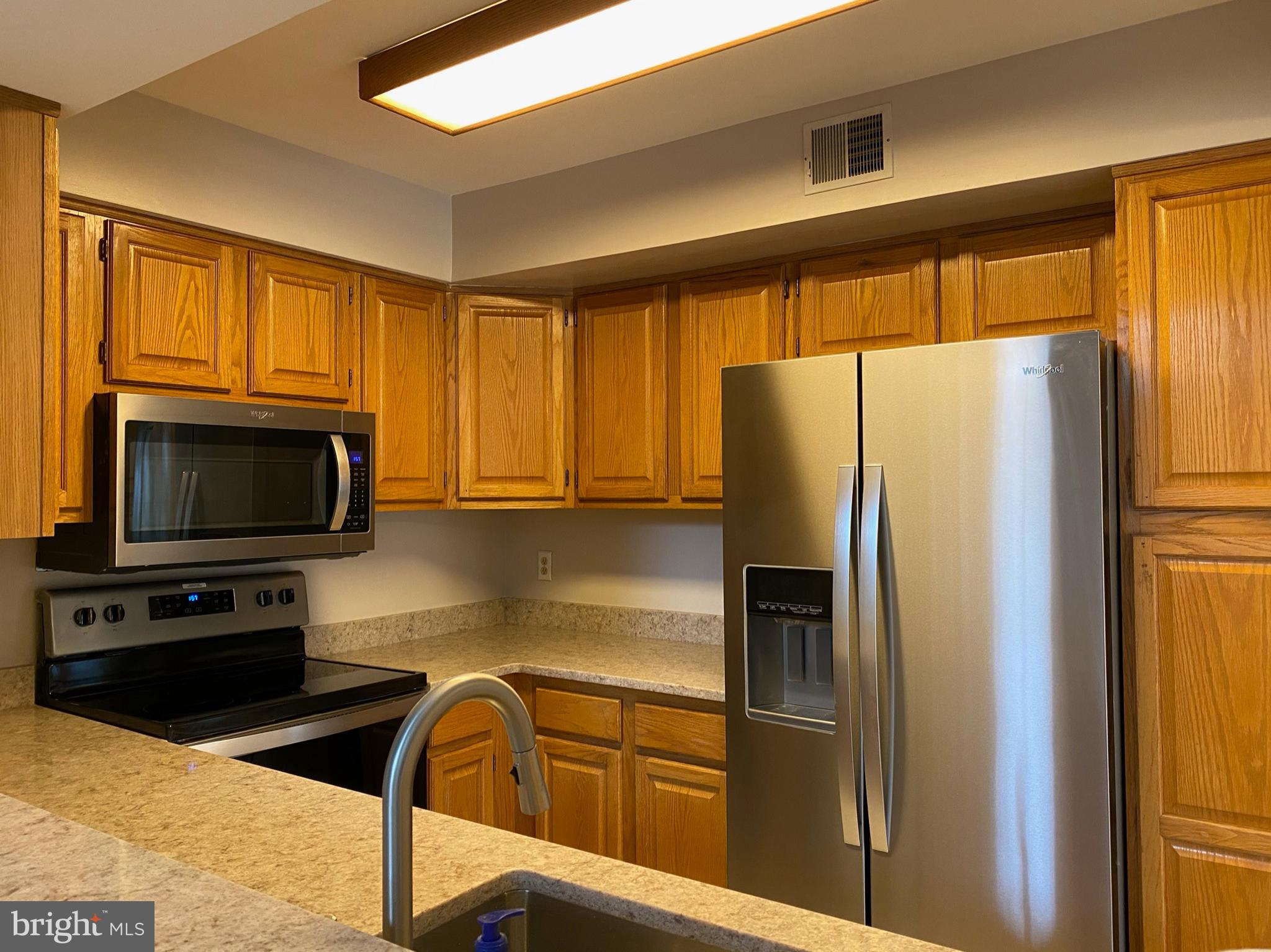 ETON SQUARE - Residential