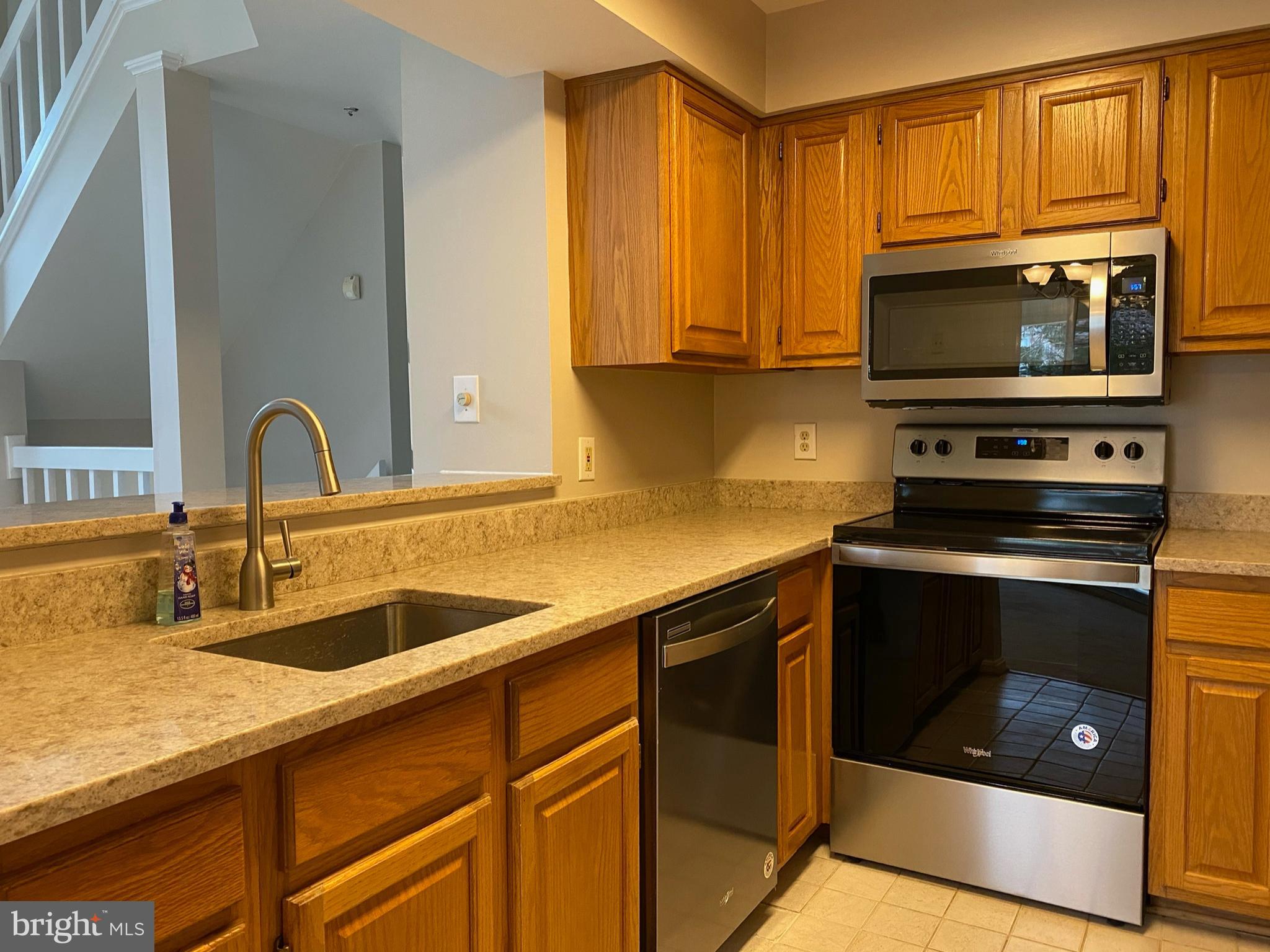 ETON SQUARE - Residential