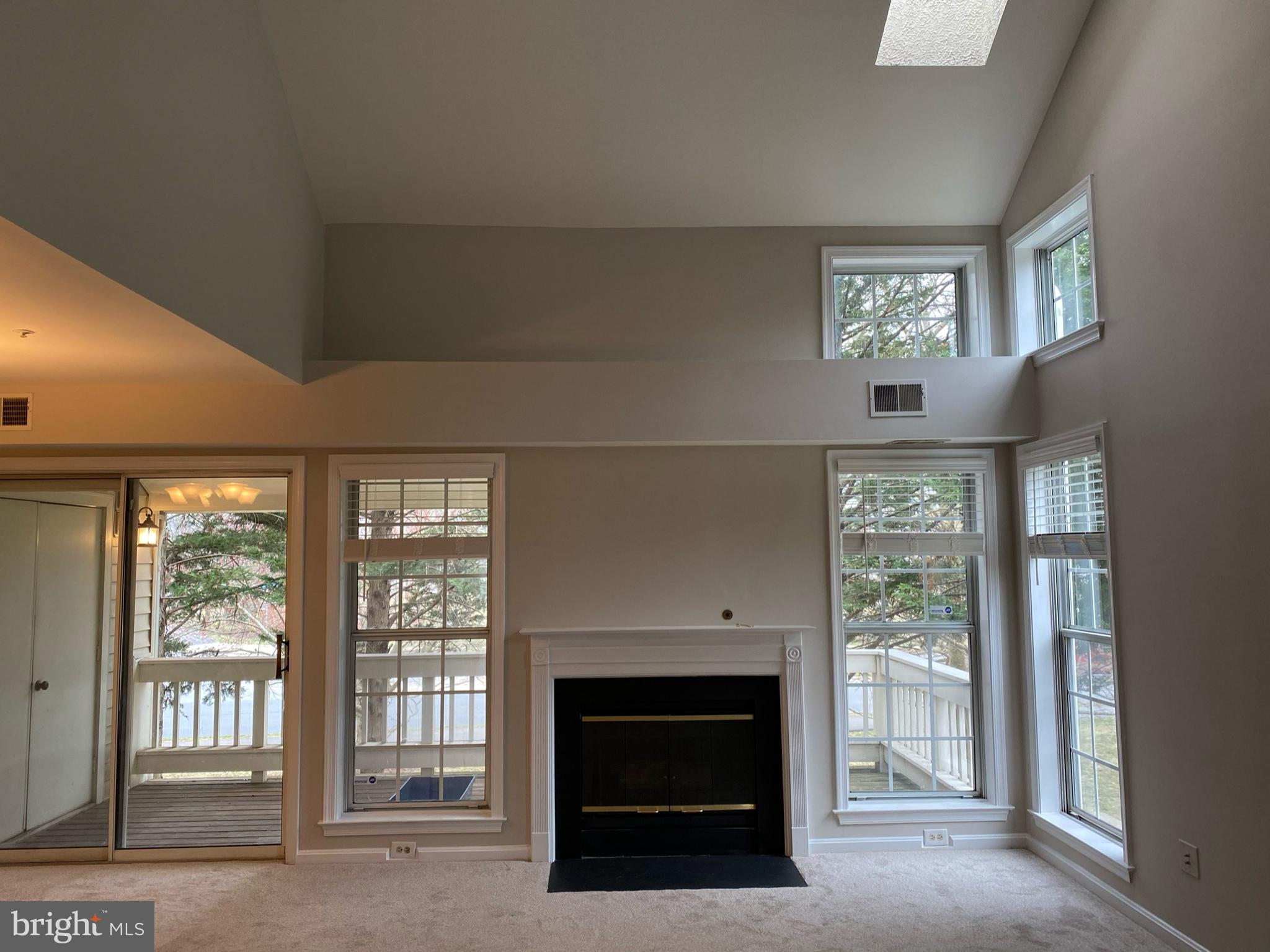 ETON SQUARE - Residential