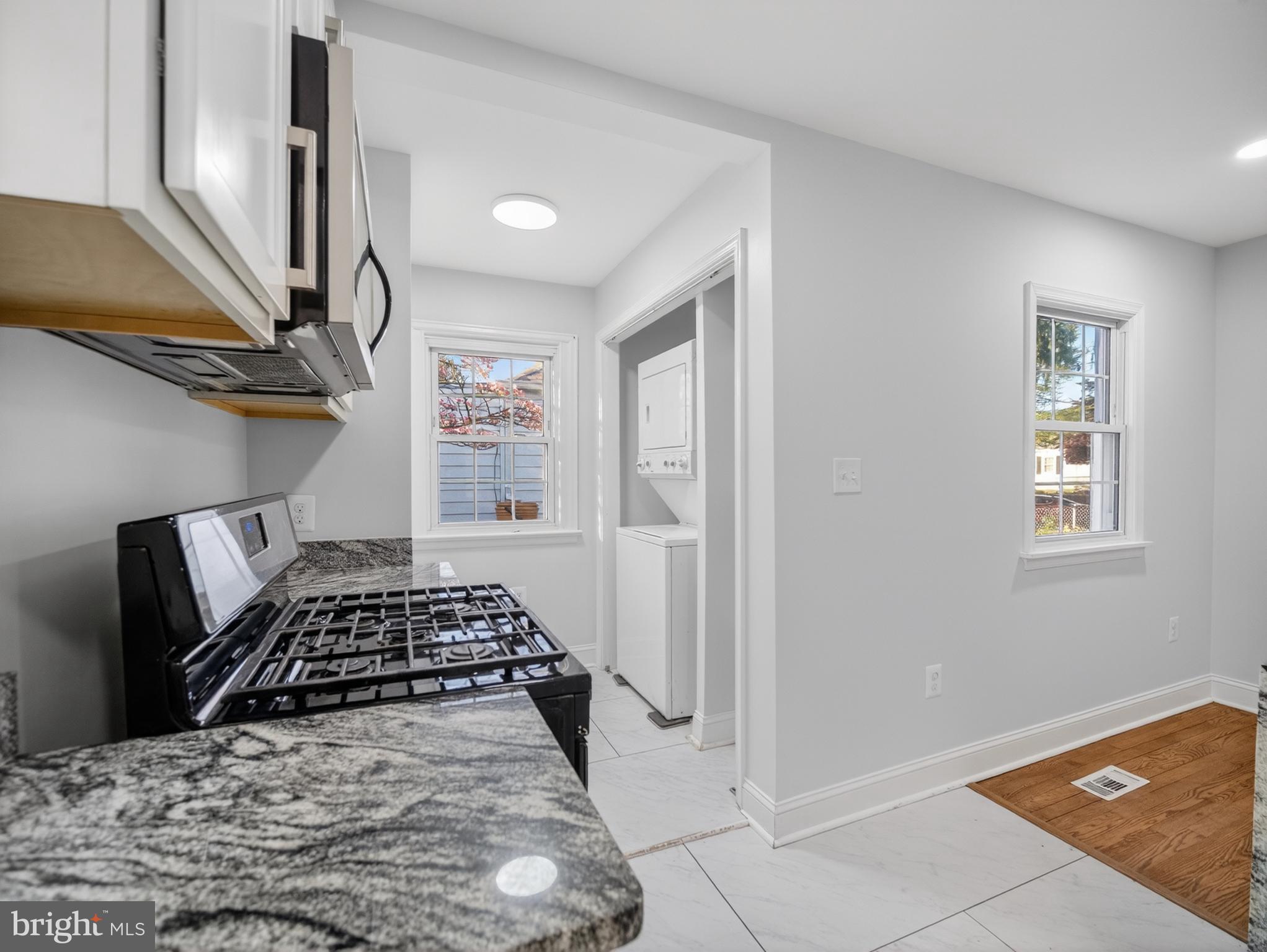 QUEENS CHAPEL - Residential