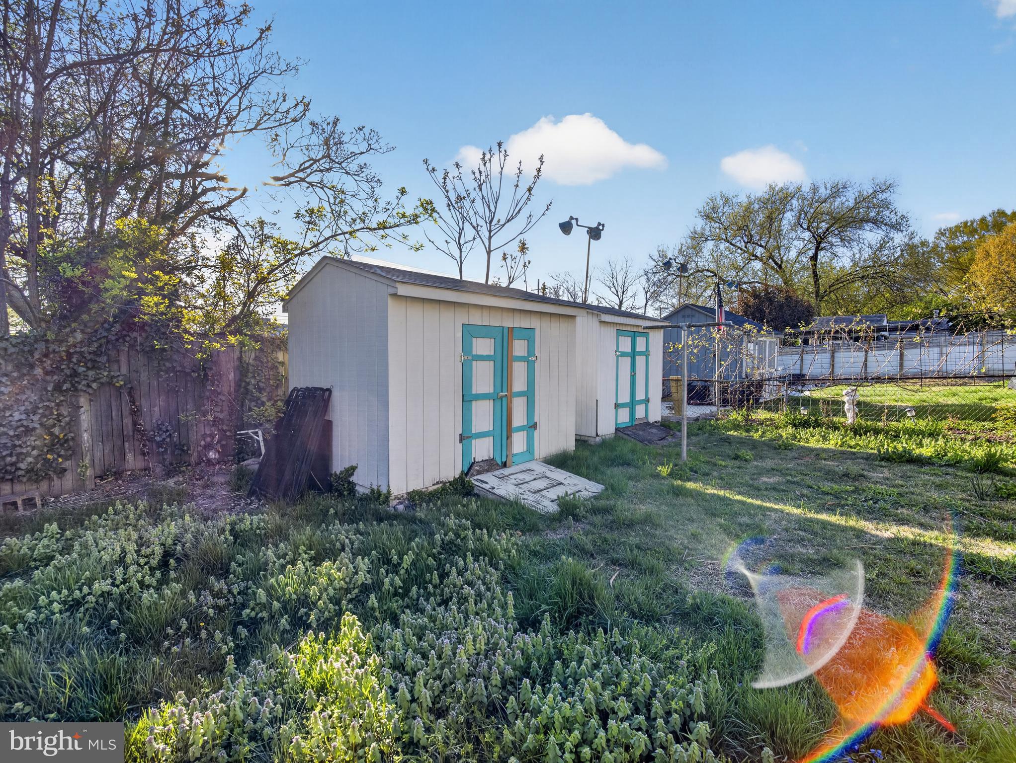 QUEENS CHAPEL - Residential