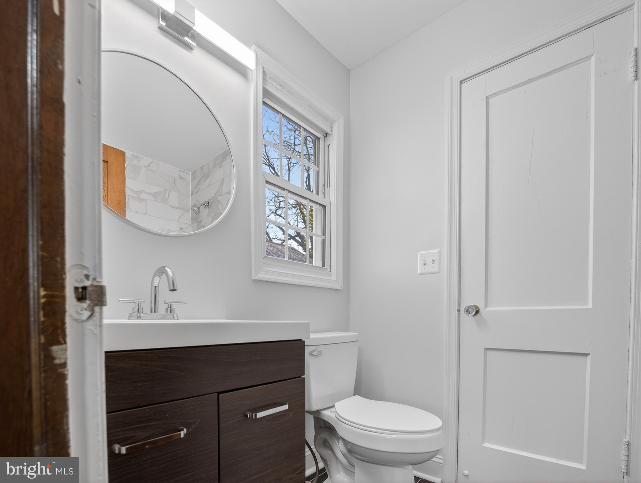 QUEENS CHAPEL - Residential