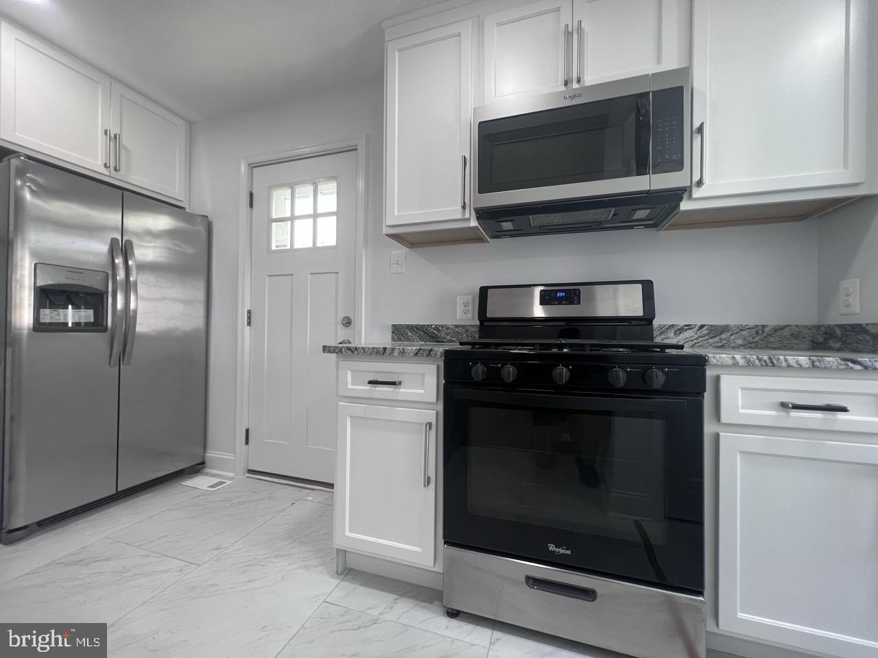 QUEENS CHAPEL - Residential