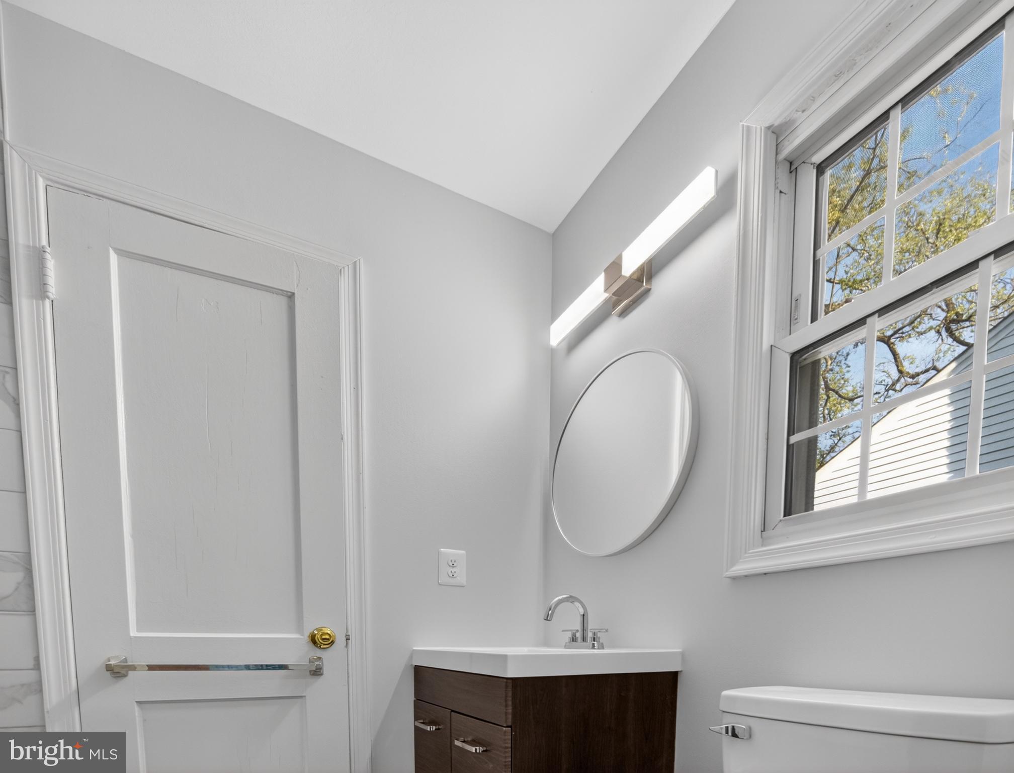 QUEENS CHAPEL - Residential