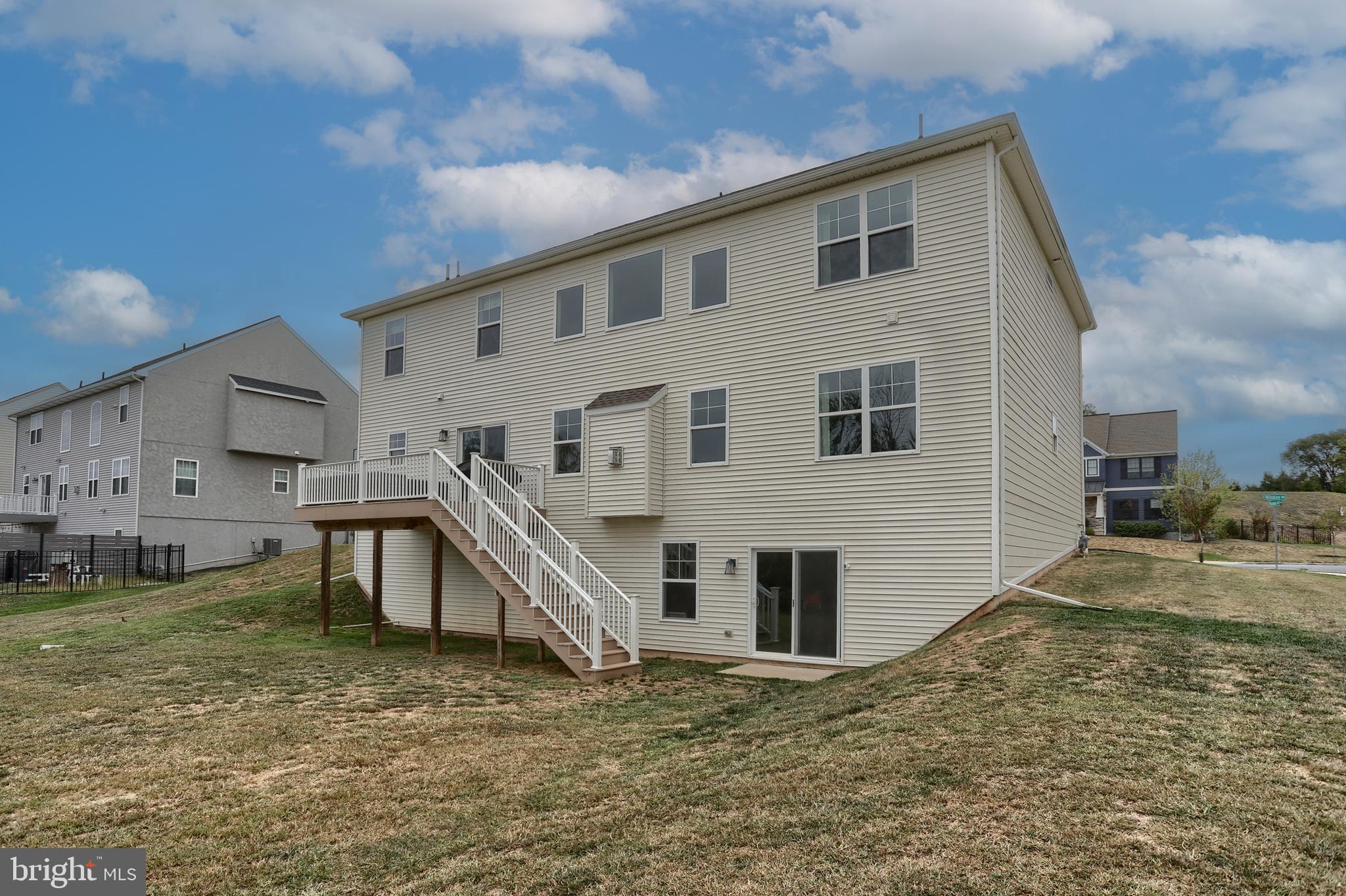 WILSHIRE ESTATES - Residential