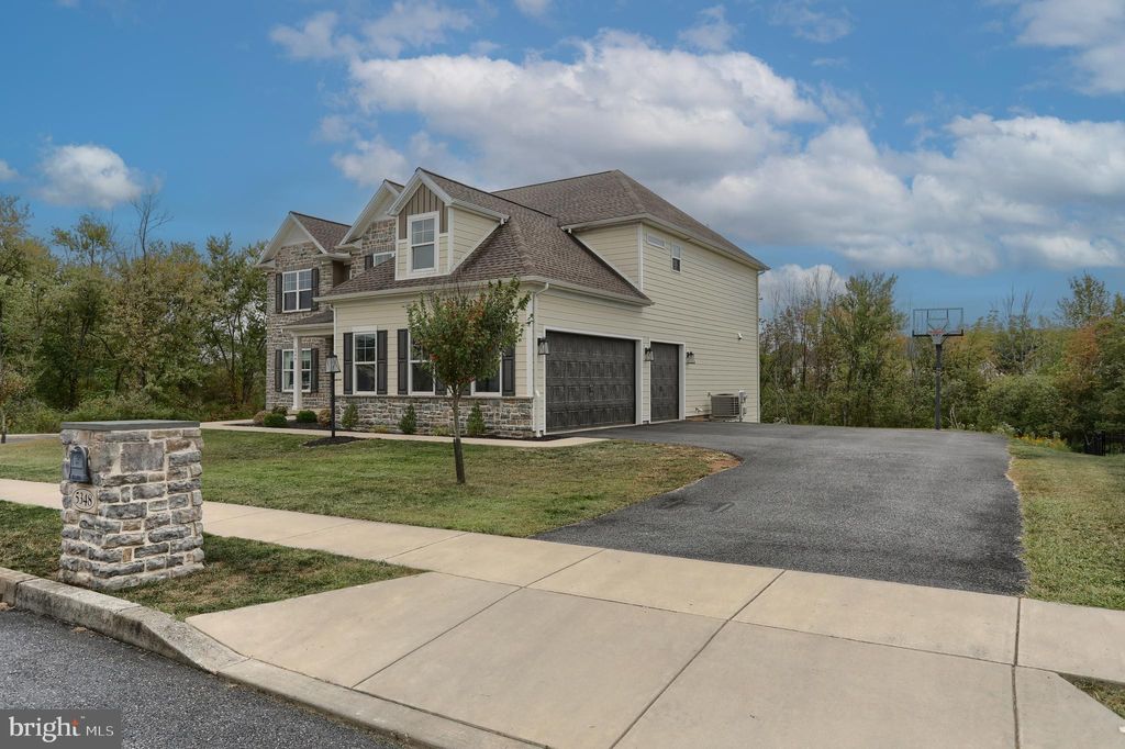 Photo of 5348 Wilshire Road, HARRISBURG, PA 17112 (MLS # PADA2049954)