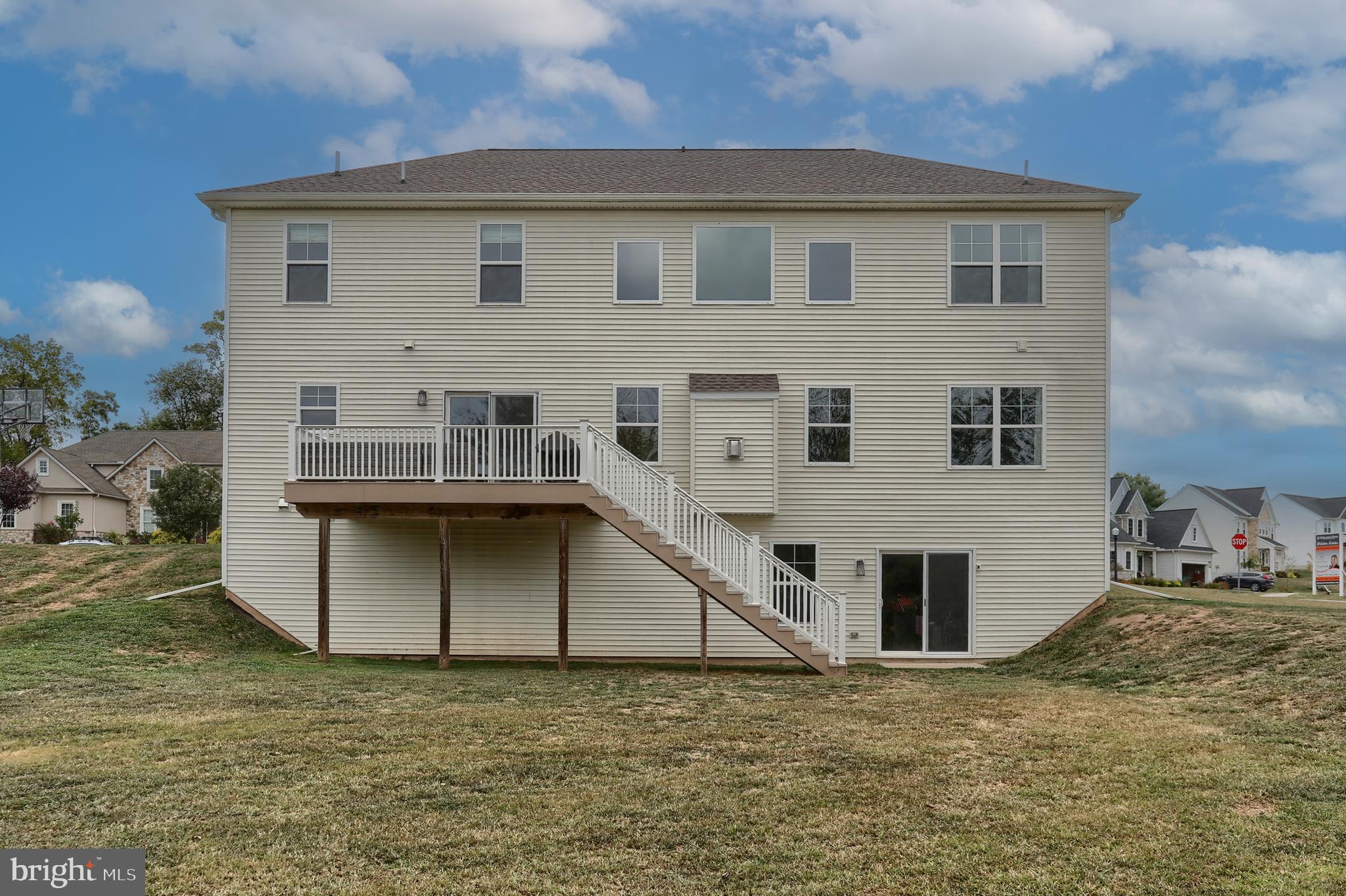 WILSHIRE ESTATES - Residential